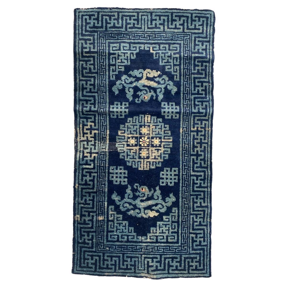 Bobyrug’s Nice little antique Chinese rug  For Sale