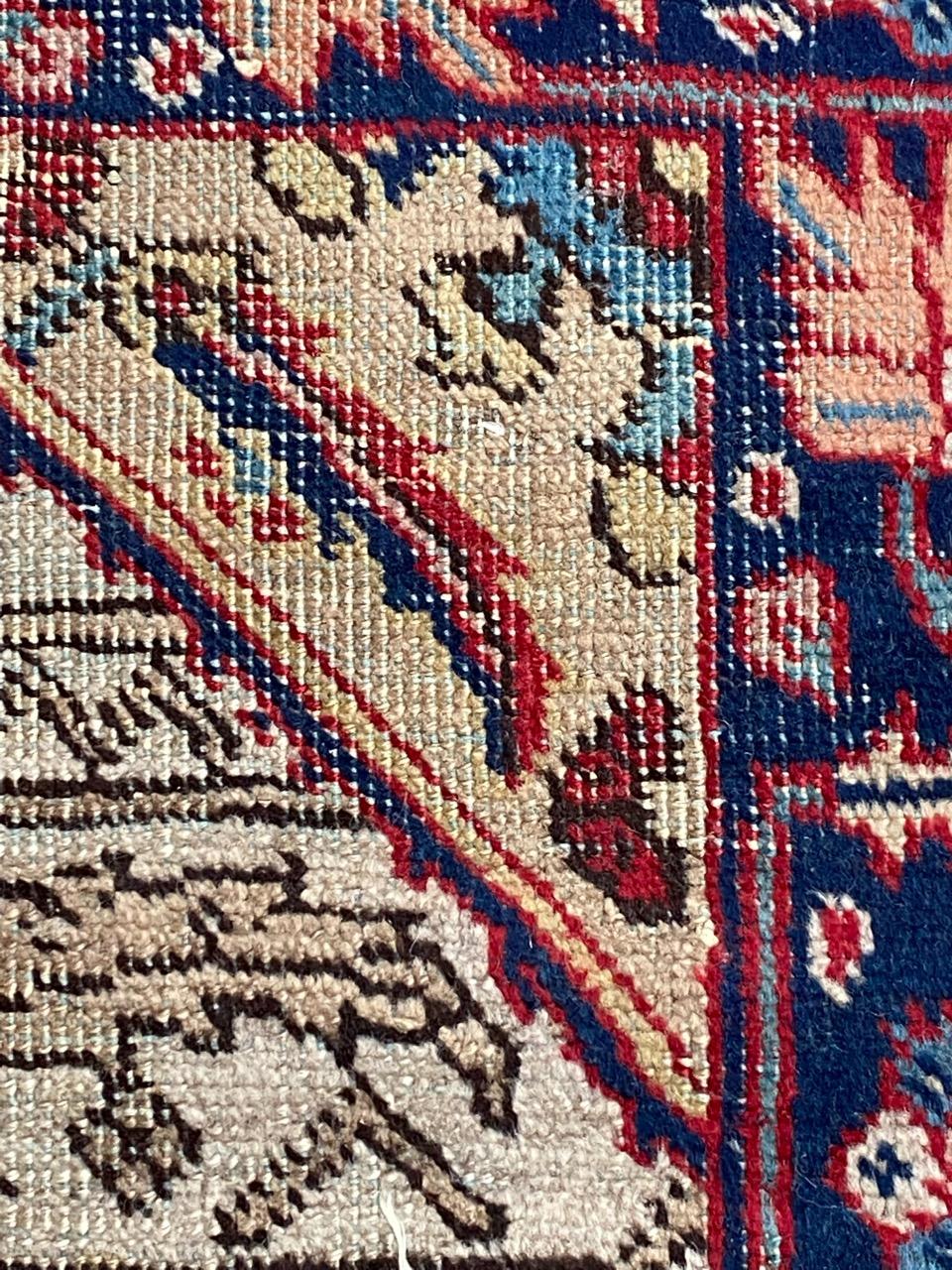 Il piccolo tappeto antico Tabriz di Bobyrug in vendita 4