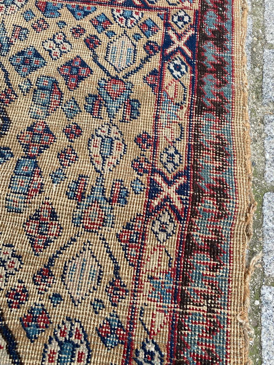 Bobyrugs netter kleiner antiker Täbris-Teppich im Zustand „Relativ gut“ im Angebot in Saint Ouen, FR