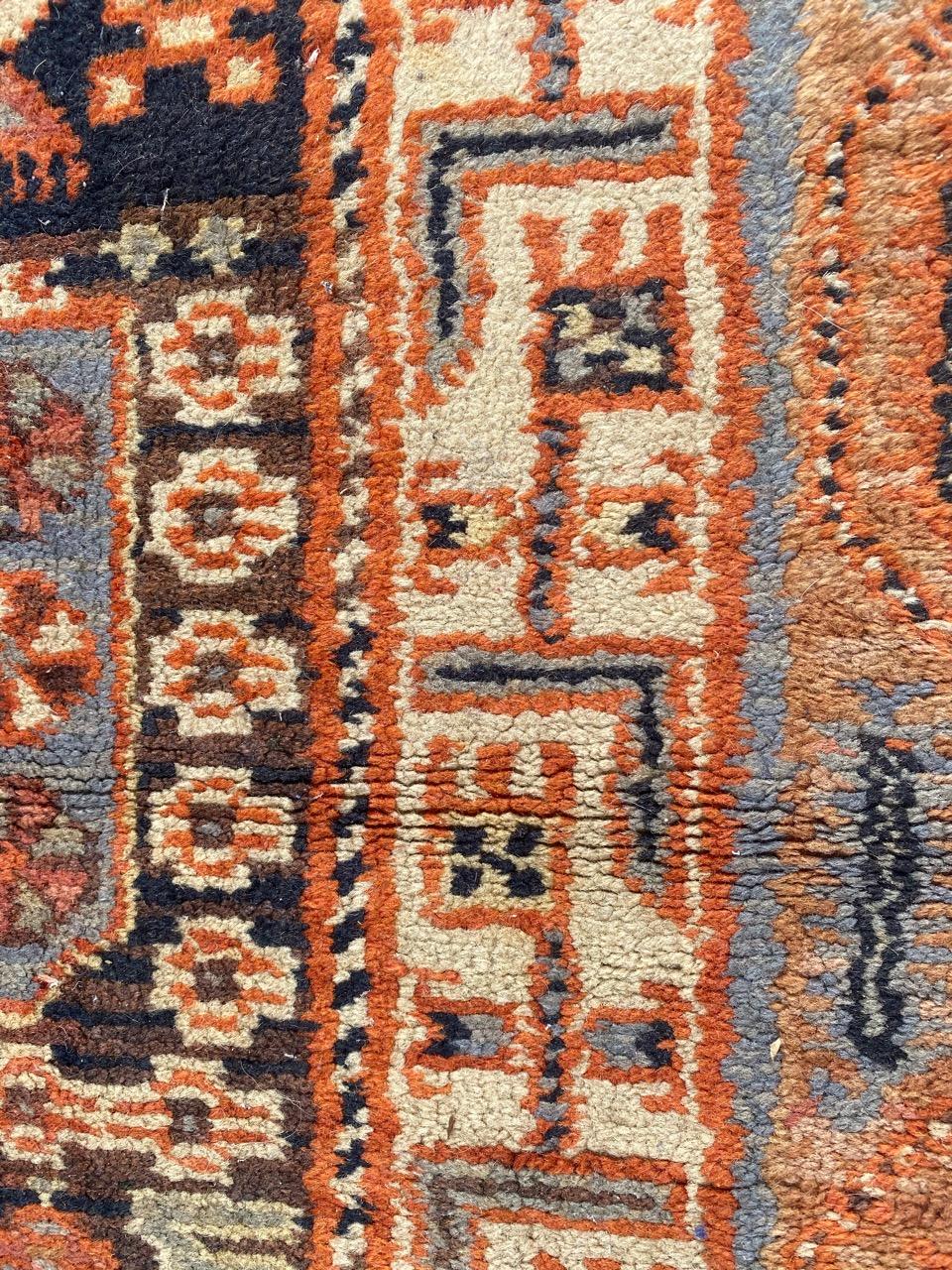 Schöner kleiner französischer antiker Teppich im Angebot 5