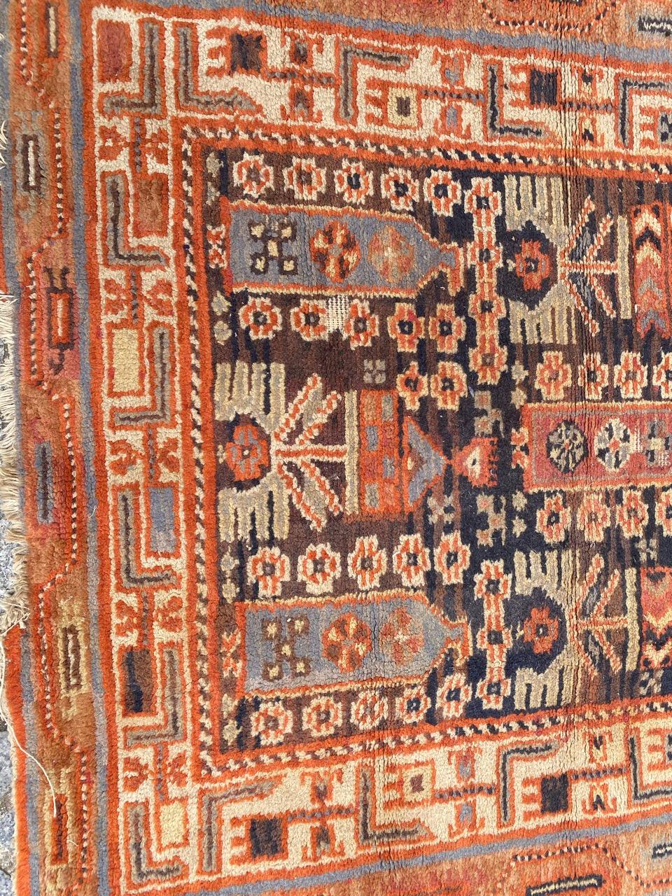 Schöner kleiner französischer antiker Teppich (Handgeknüpft) im Angebot