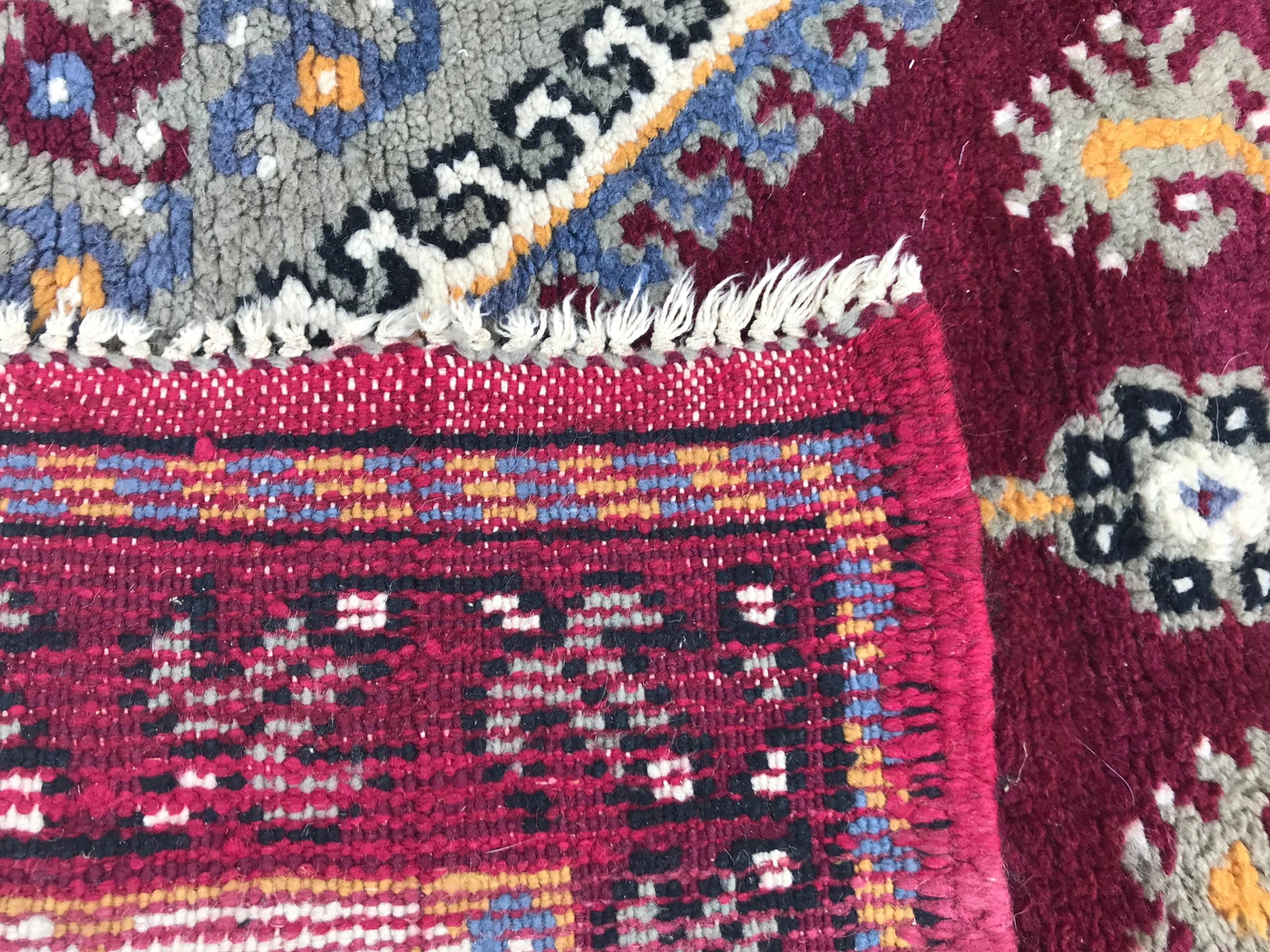 Schöner kleiner tunesischer Vintage-Teppich (Wolle) im Angebot