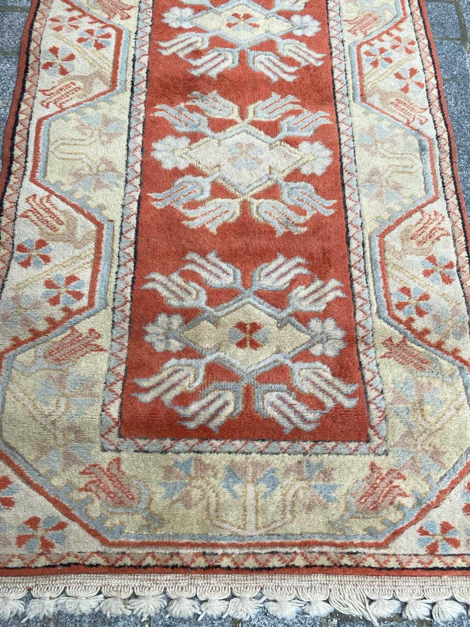 Nice late 20th century Turkish Anatolian rug, with beautiful geometrical oushak design and nice colors, entirely hand knotted with wool velvet on wool foundation.

✨✨✨
