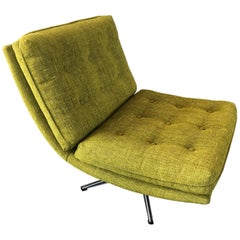 Nice Lounge Chair in a Nice Citrus