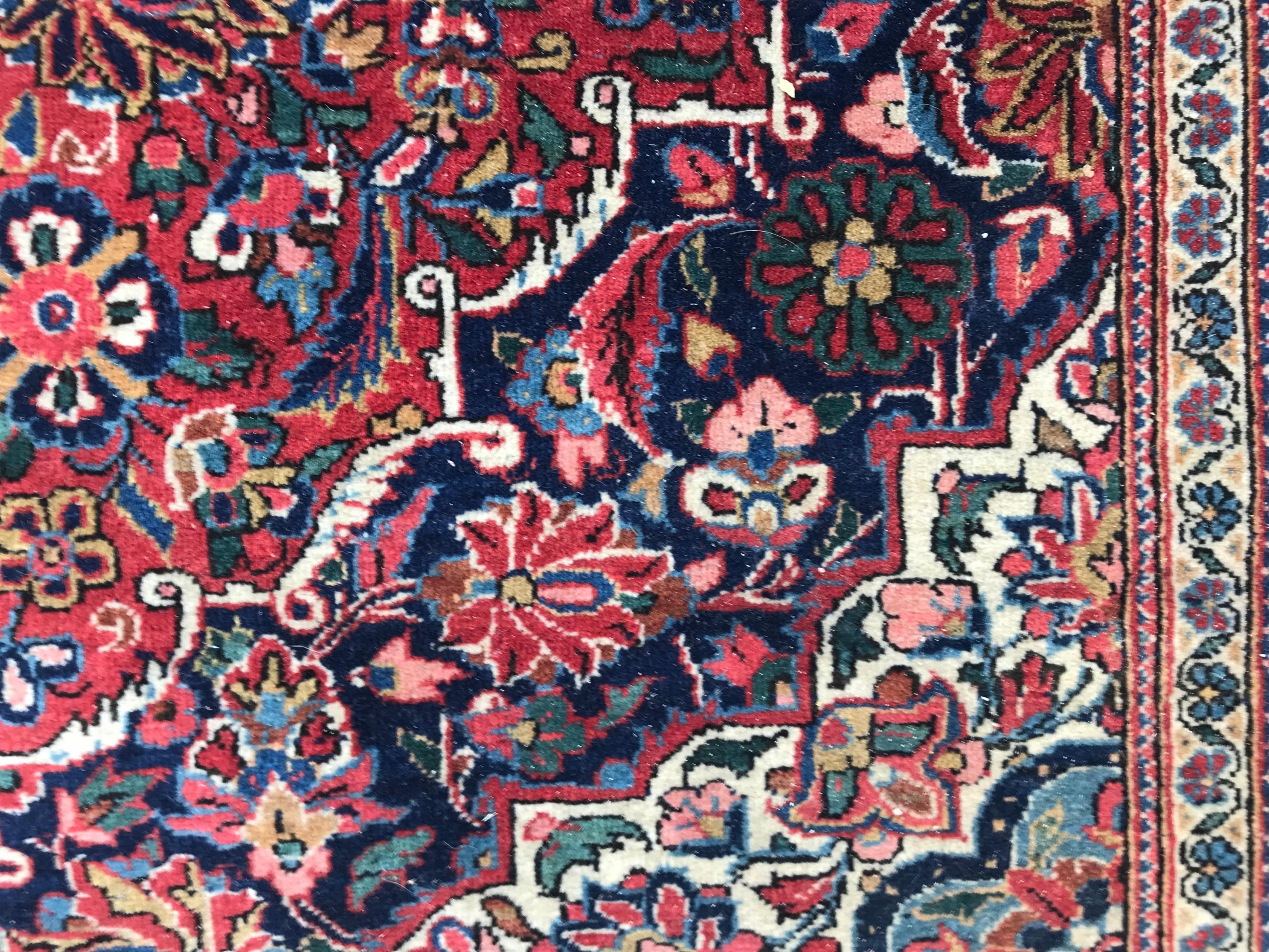 Bobyrug’s Nice Mid-20th Century Kashan Rug In Good Condition For Sale In Saint Ouen, FR