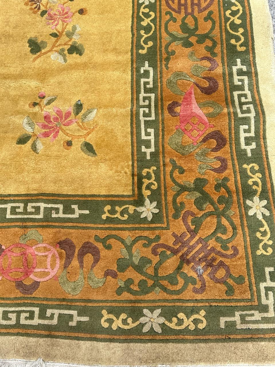 Bonita alfombra china art decó de mediados de siglo Chino en venta
