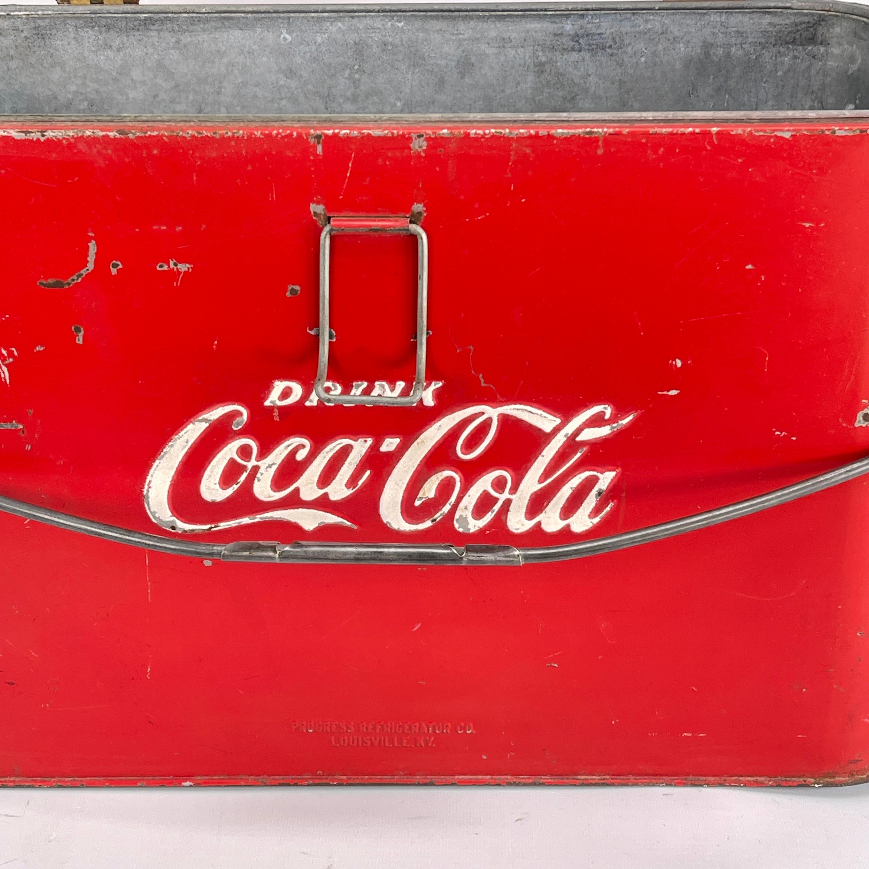 Lacquered nice Mid Century Coca Cola cooler beverage crate red Ice Cooler 50s For Sale