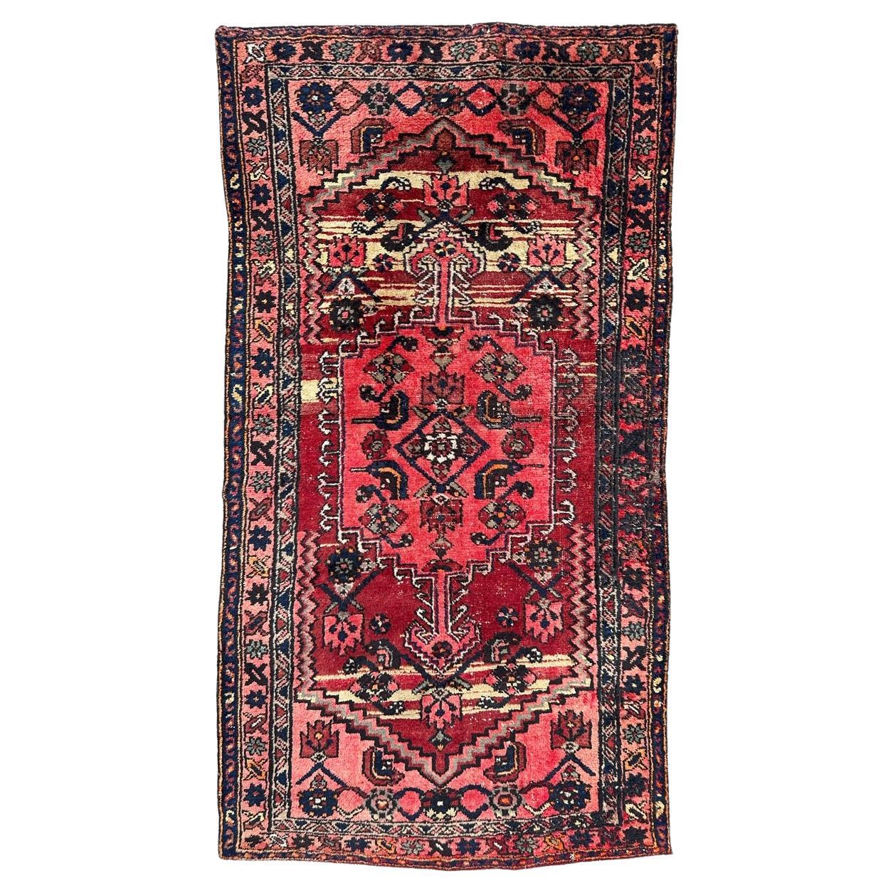 Schöner Hamadan-Teppich aus der Mitte des Jahrhunderts