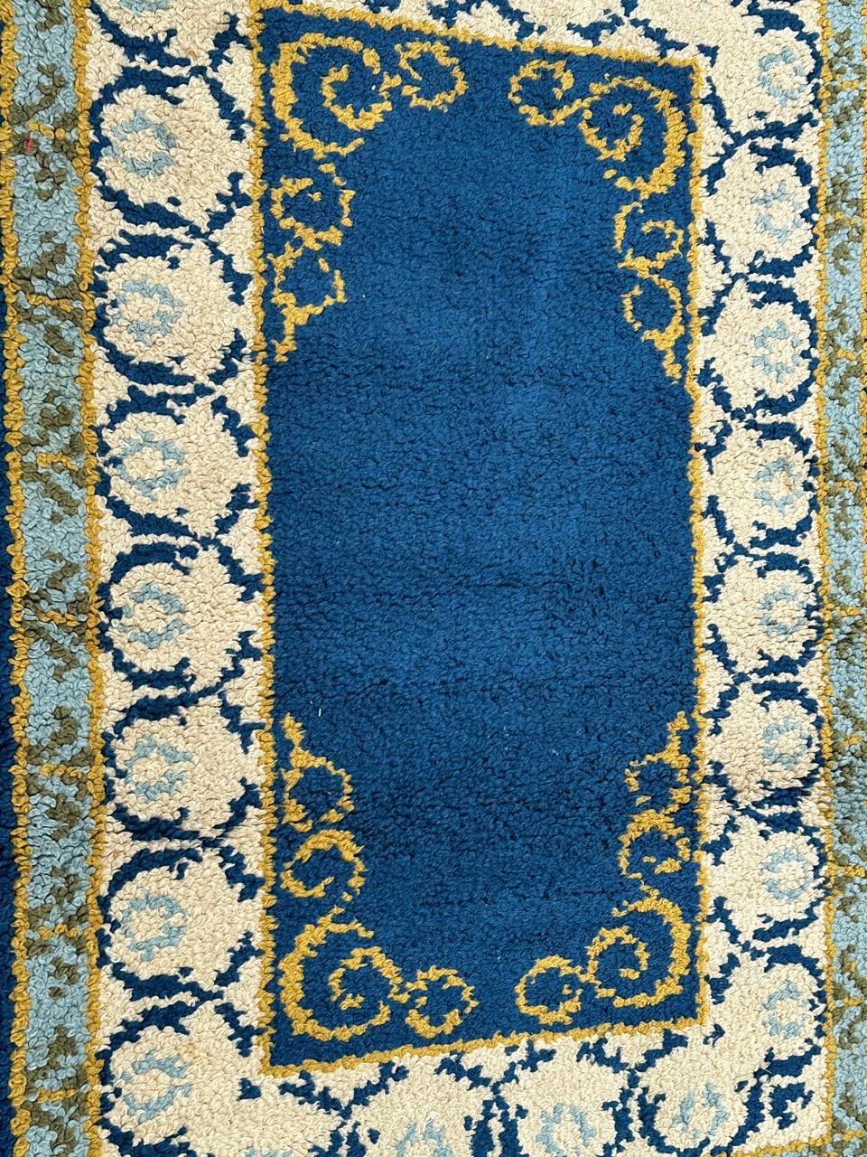 Schöner französischer Cogolin-Teppich aus der Mitte des Jahrhunderts (Moderne) im Angebot