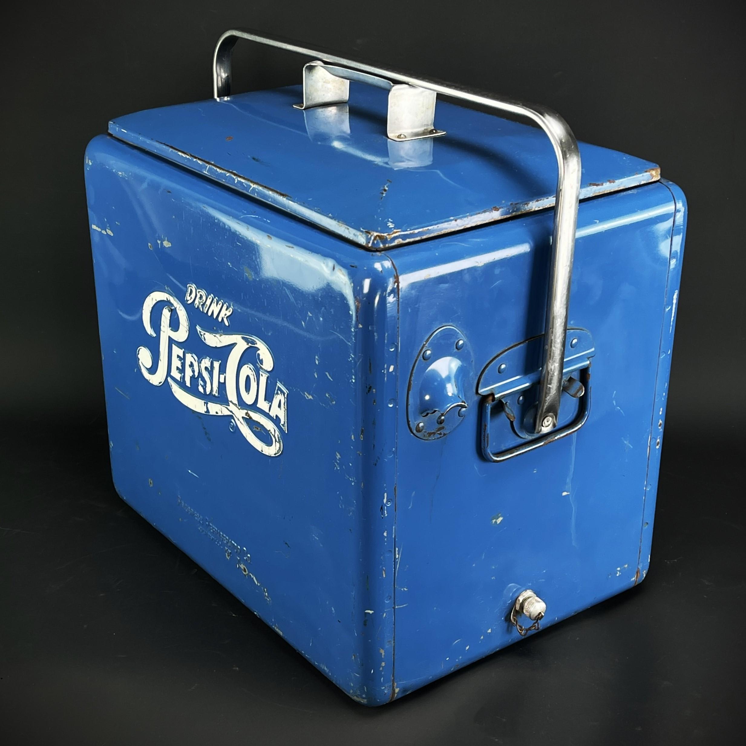 bonita nevera Pepsi Cola de mediados de siglo caja de bebidas nevera de hielo roja años 50 Moderno de mediados de siglo