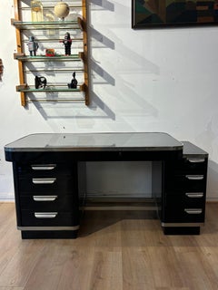 Nice modernist desk in stainless steel, lacquer wood