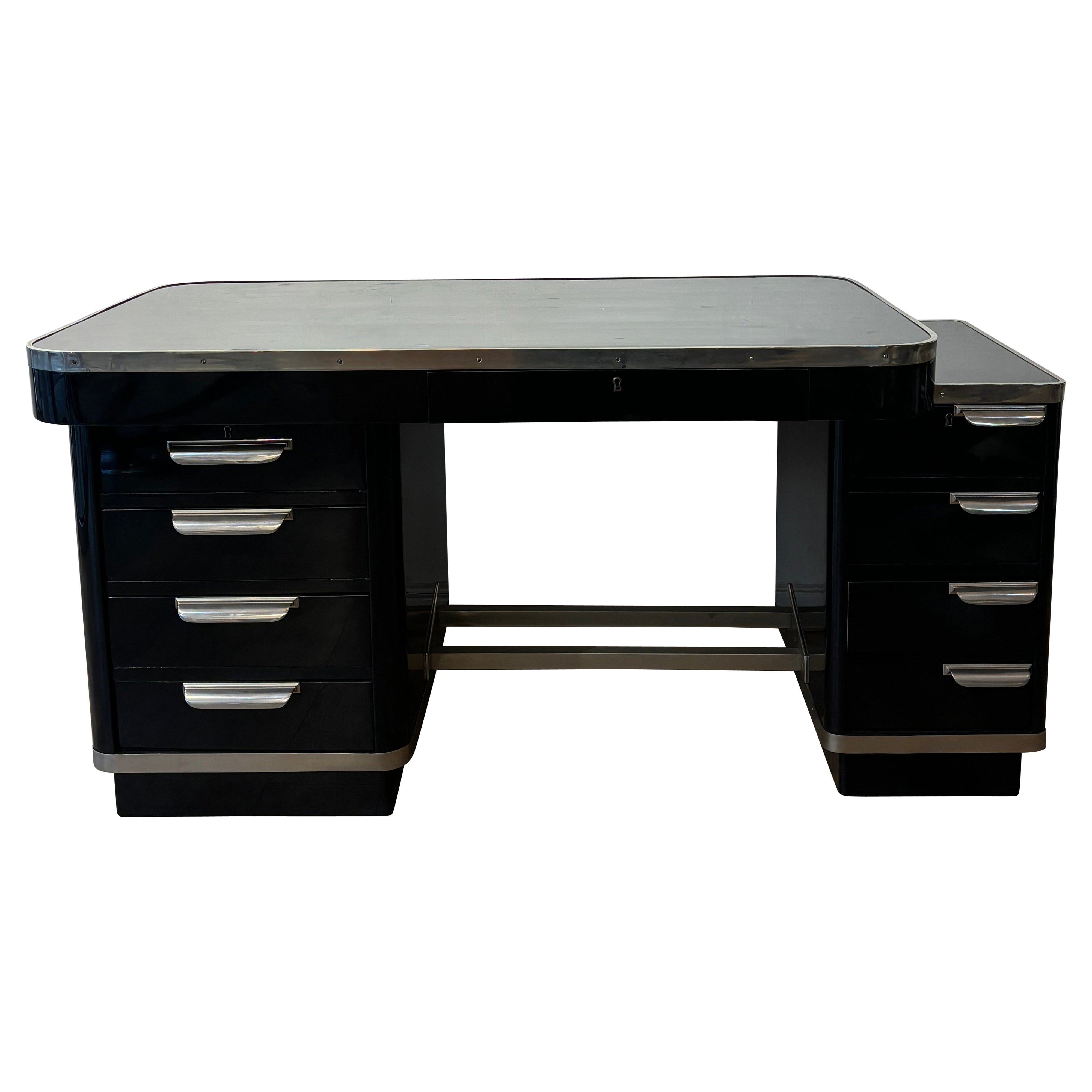 Nice modernist desk in stainless steel, lacquer wood