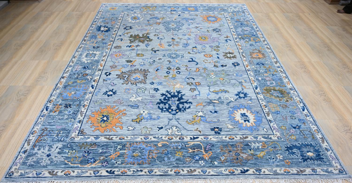 Neuer indischer Oushak-Teppich im Oushak-Design (Indisch) im Angebot