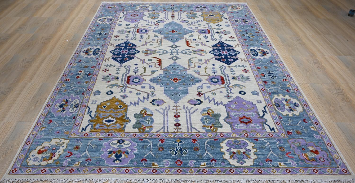 Neuer indischer Oushak-Teppich im Oushak-Design (Handgeknüpft) im Angebot