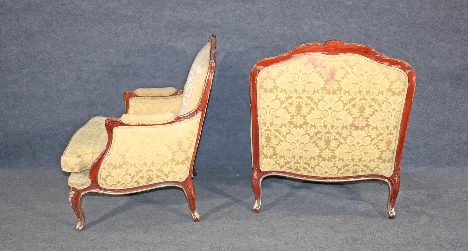 Nice Pair French Louis XV Style Oversized Bergere Lounge Chairs 9