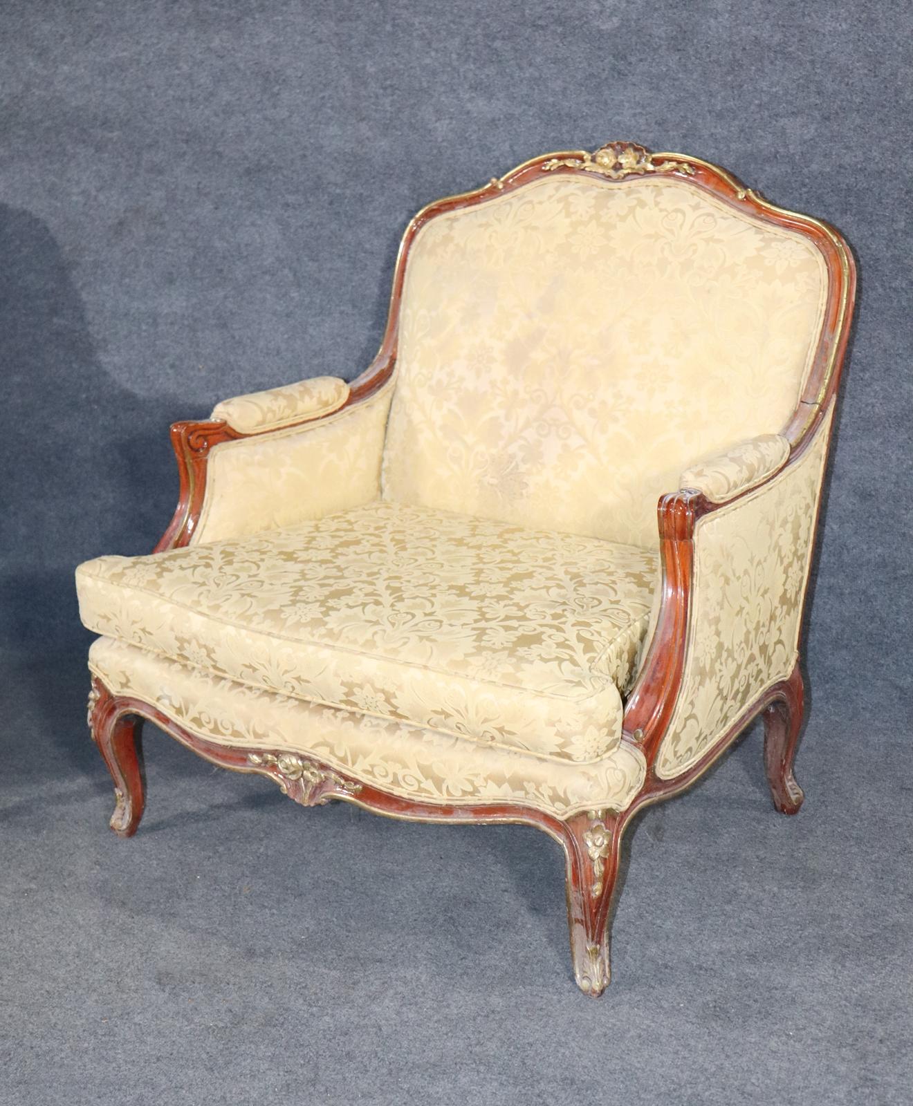 Late 20th Century Nice Pair French Louis XV Style Oversized Bergere Lounge Chairs