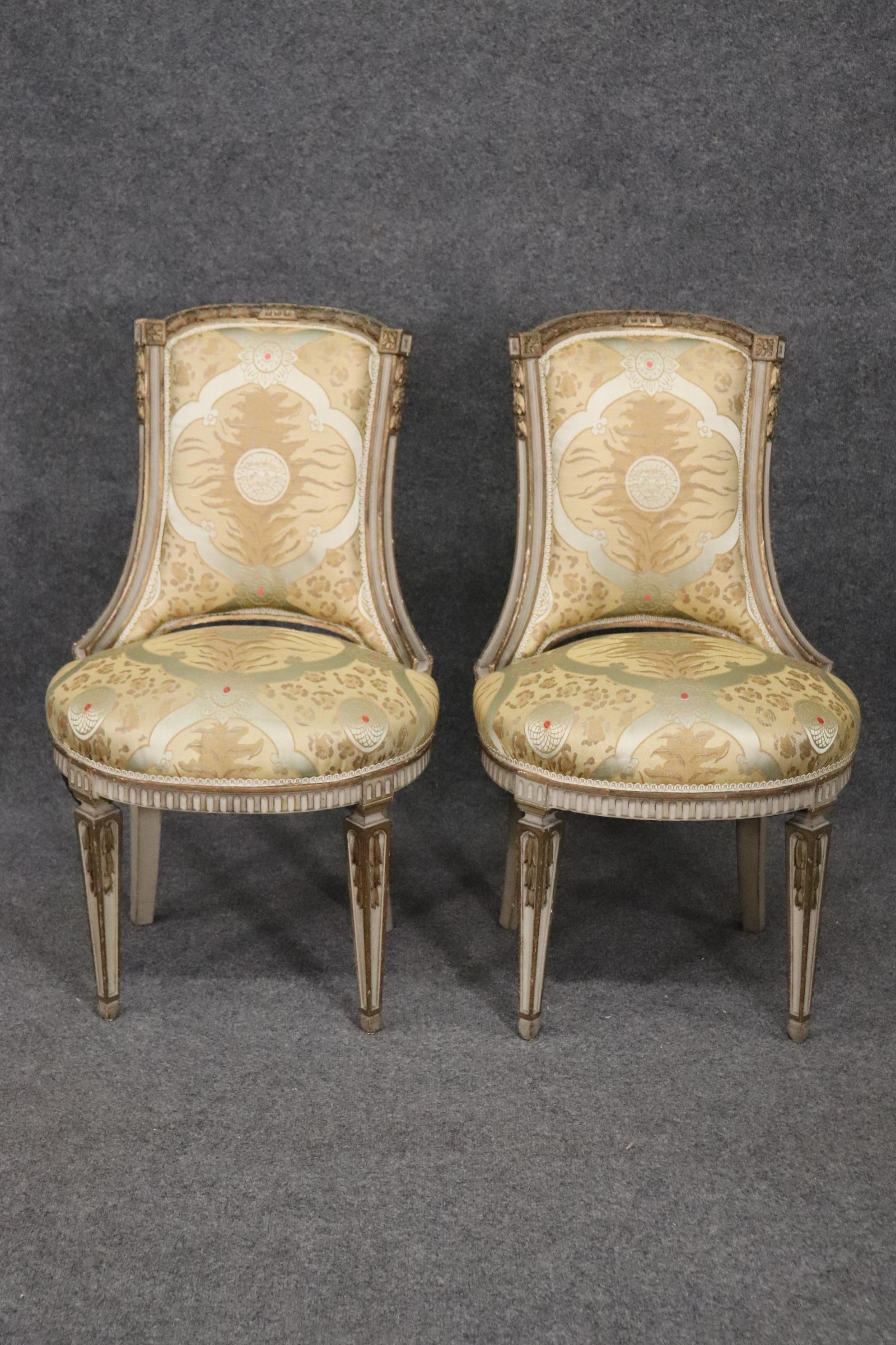 Nice Pair French Louis XVI Paint Decorated Side Chairs, Circa 1920s In Good Condition For Sale In Swedesboro, NJ