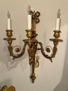 Nice Pair of French Louis XVI Carved and Giltwood Sconces