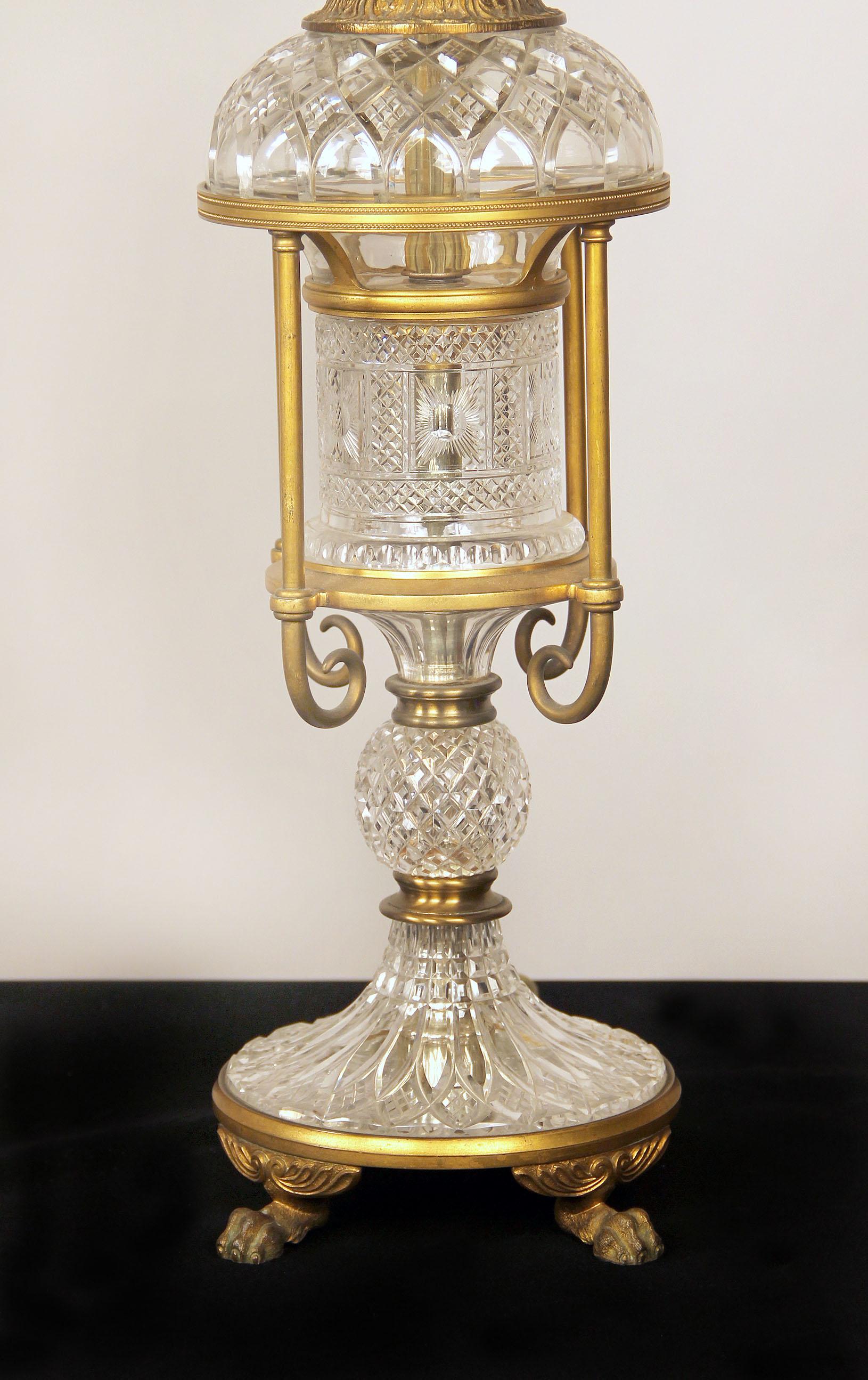 Belle Époque Nice Pair of Late 19th-Early 20th Century Gilt Bronze and French Crystal Lamps For Sale