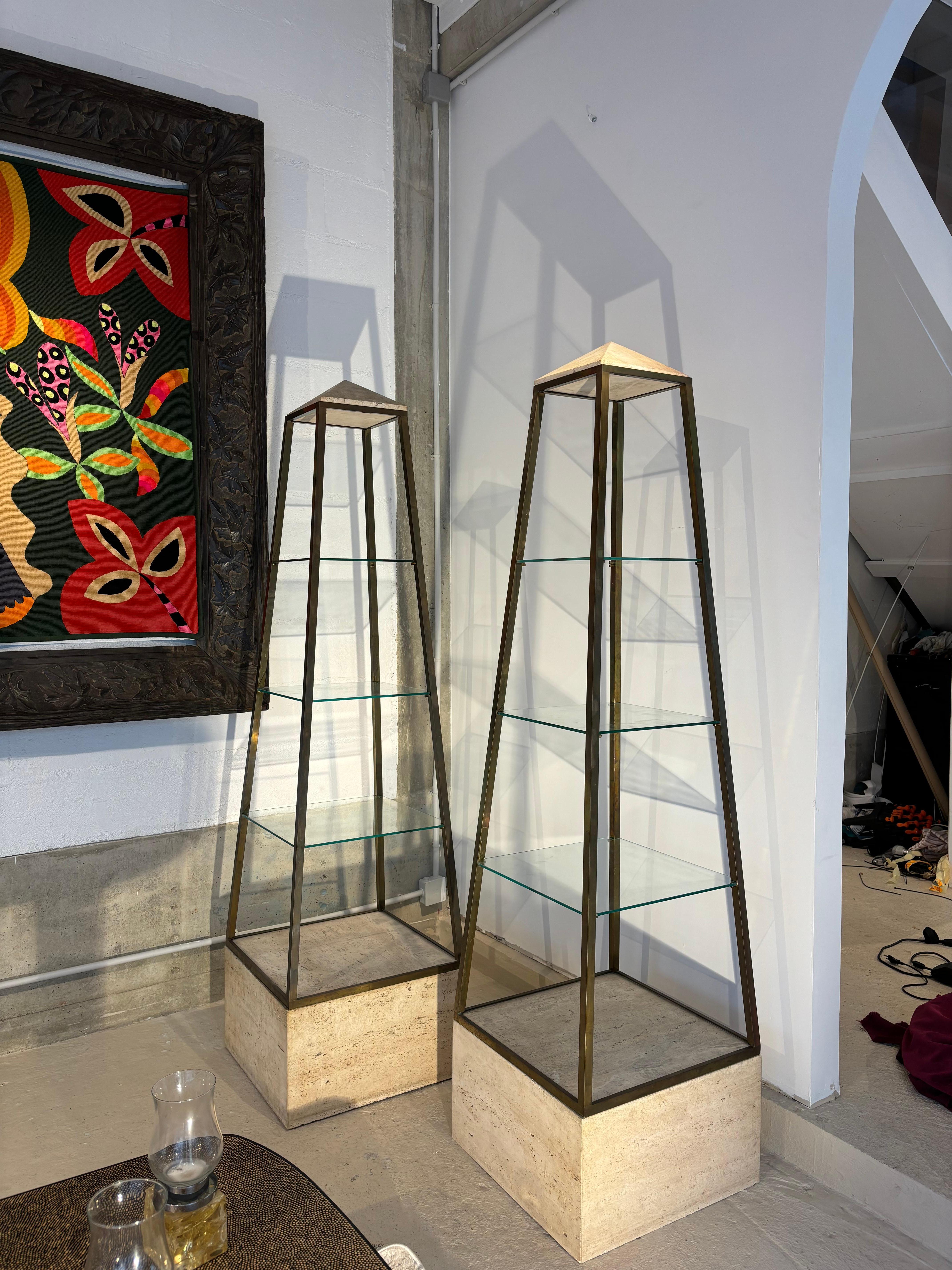 Moderne Belle paire d'obélisque de Mario Sanot pour Maison Jansen en vente