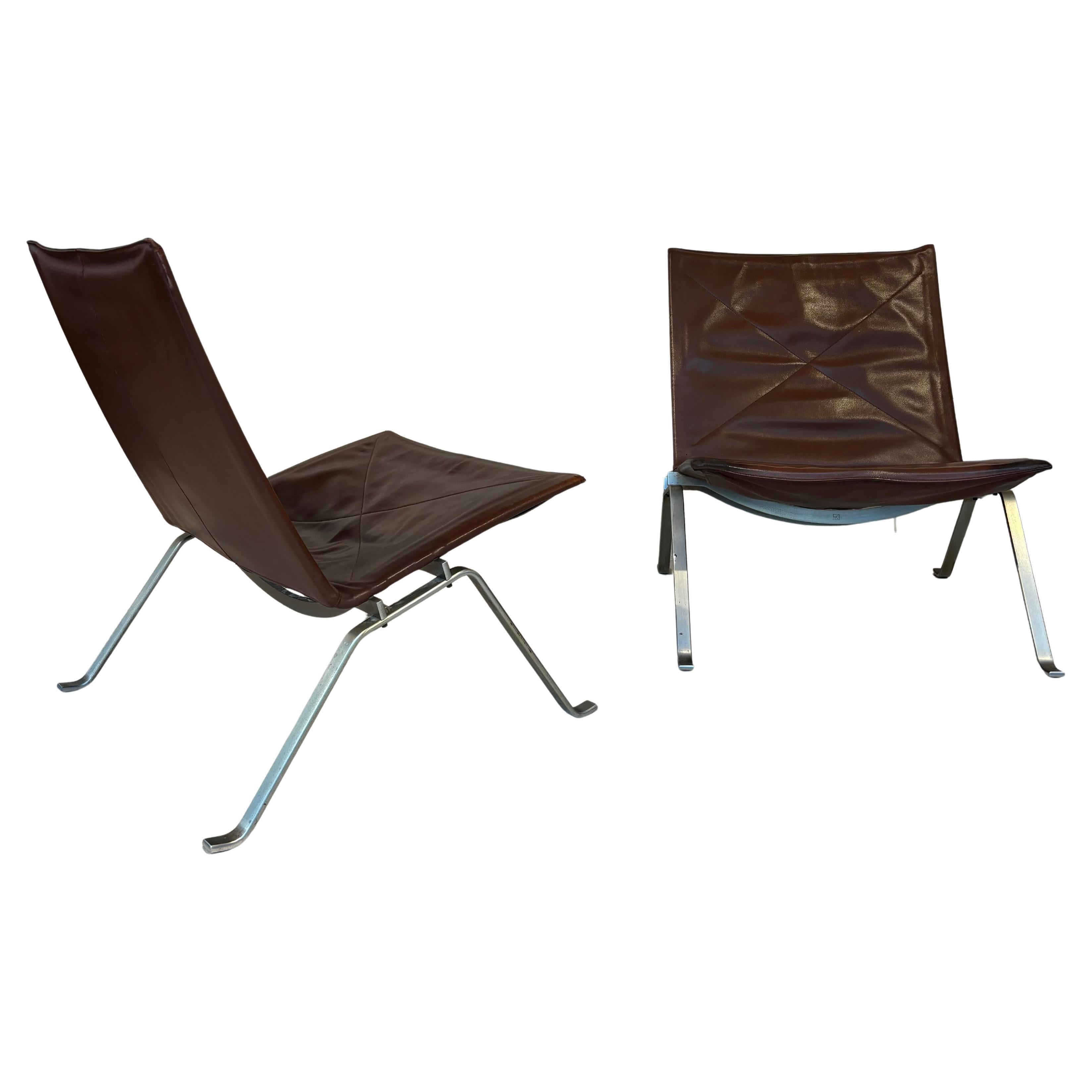 Nice pair of Pk22 easy chairs by Poul Kjærholm EKC éditon For Sale