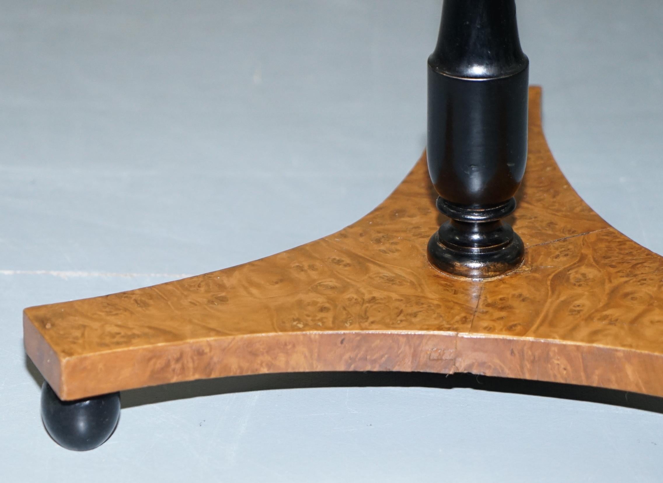 Nice Pair of Restored Biedermeier Burr Walnut Side End Lamp Wine Tables Ebonized 4