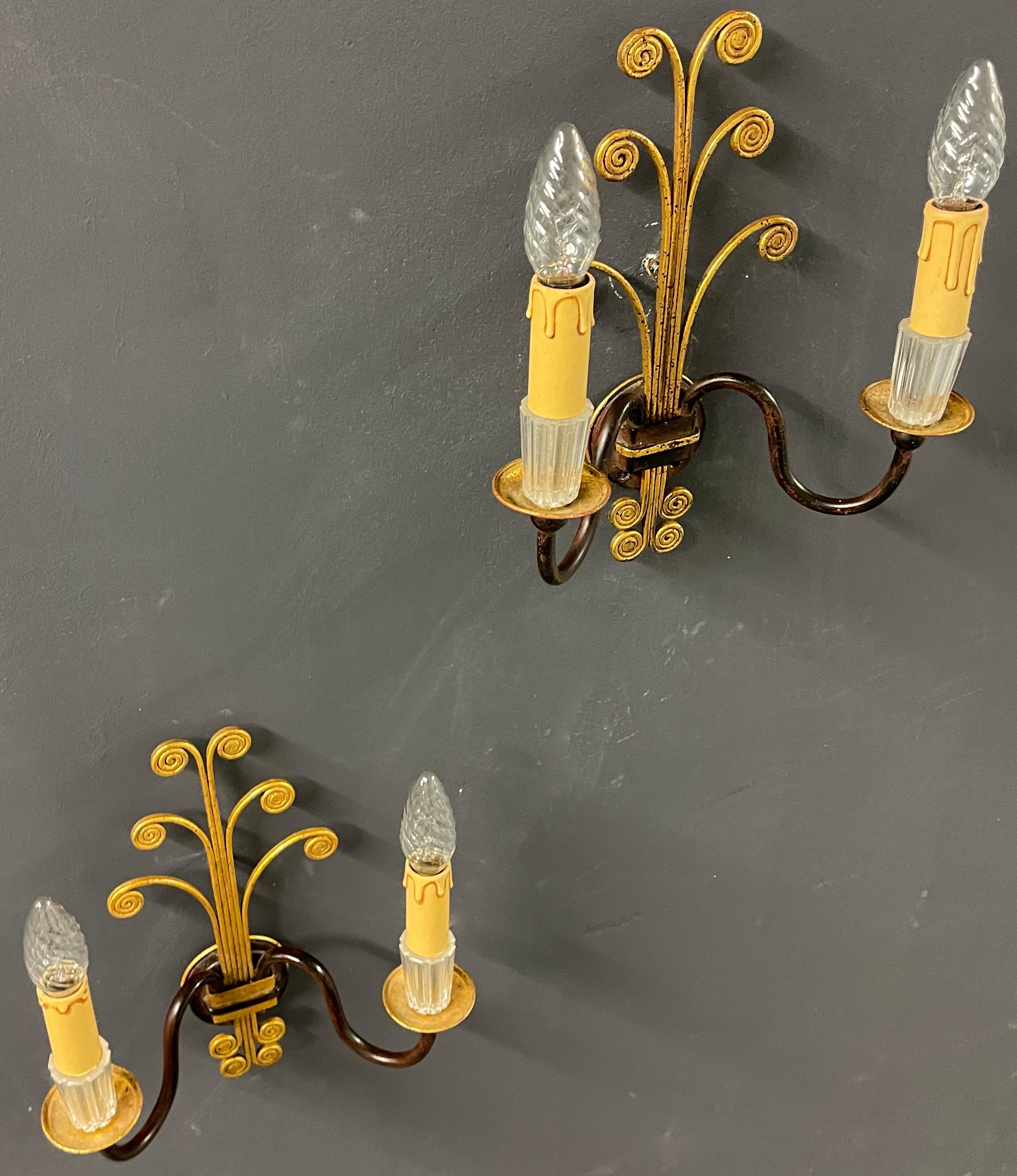 Nice pair of wall  lamps by Maison Baguès For Sale 6