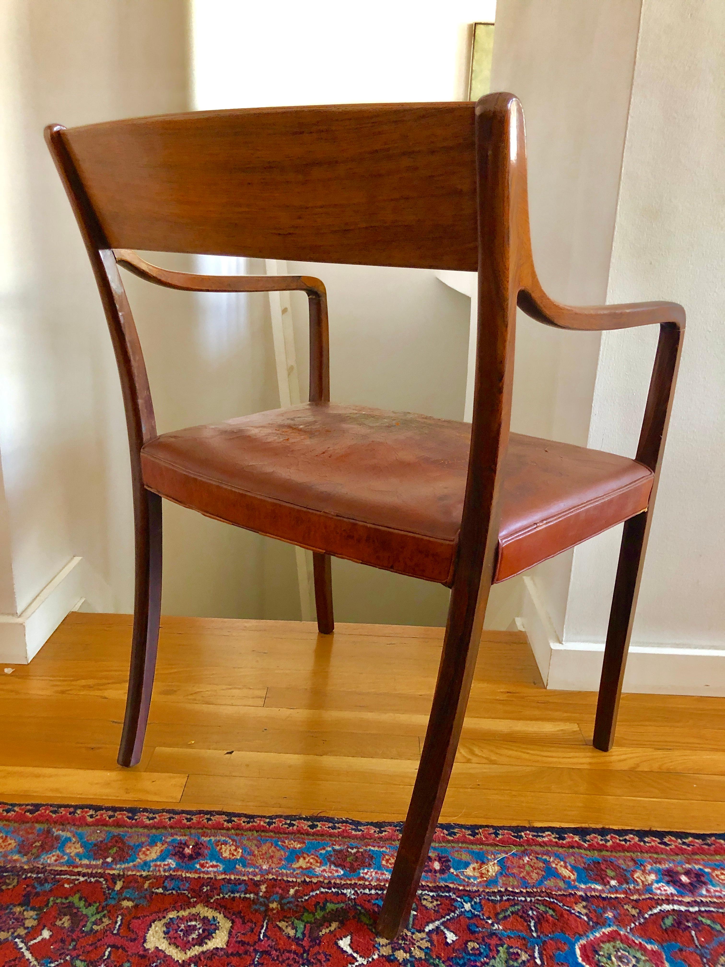Jolie paire de fauteuils en bois de rose d'Ole Wanscher pour AJ Iversen en vente 6