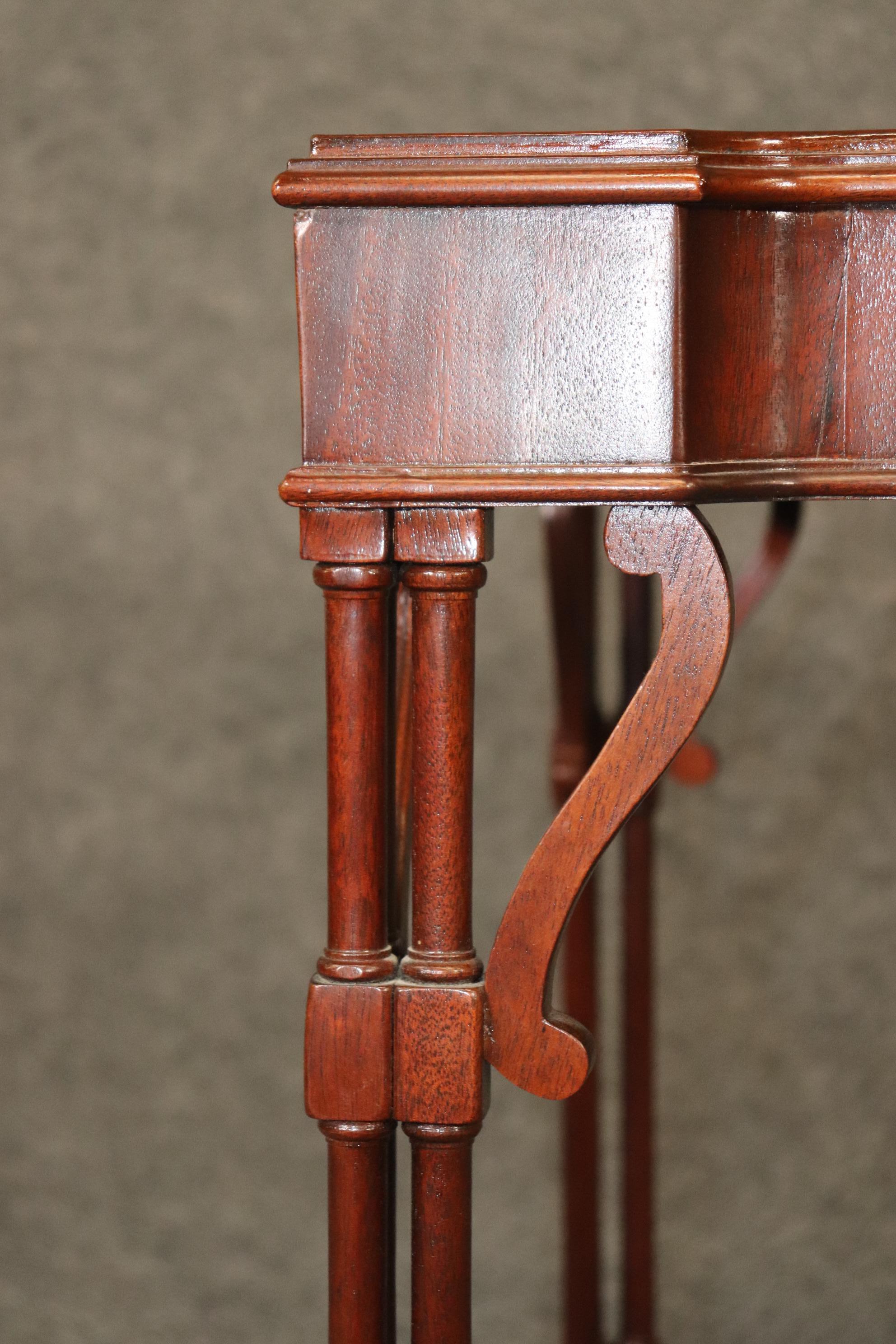 Nice Quality Mahogany Drexel Faux Bamboo Chippendale Style Tea Center Table 3