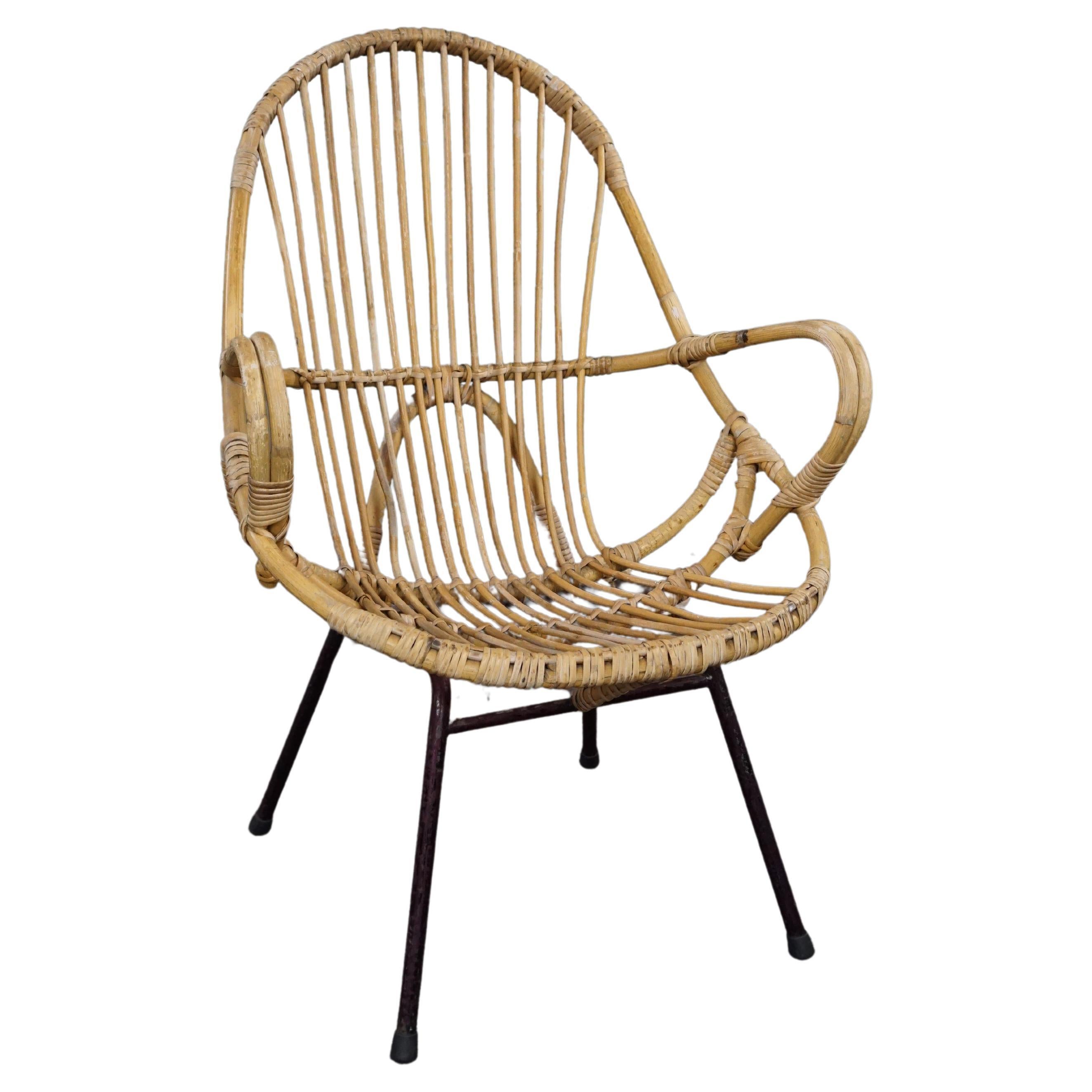 Beau fauteuil en rotin avec accoudoirs, design néerlandais, 1960 en vente