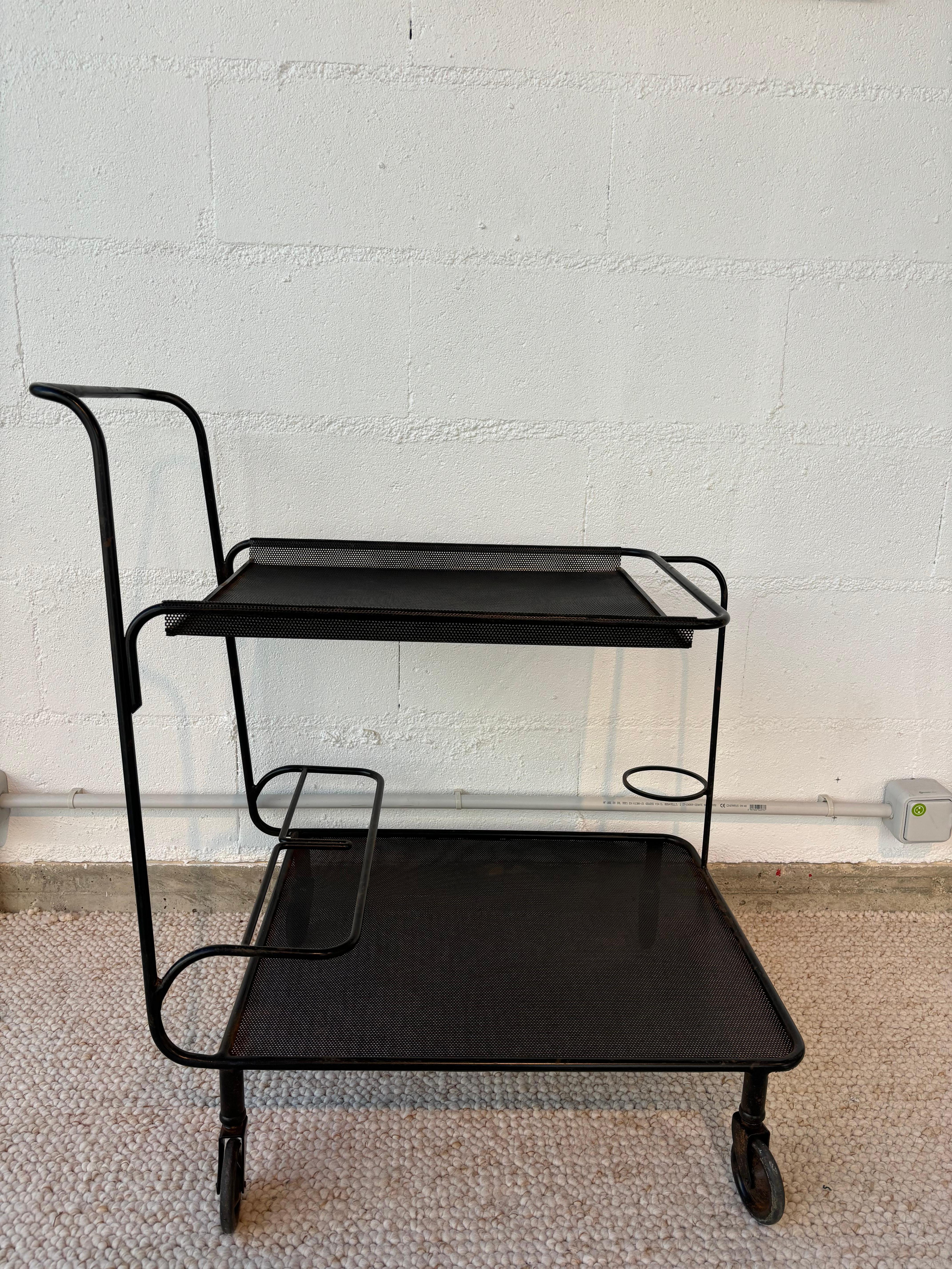 Nice serving table by Mathieu Matégot For Sale 3