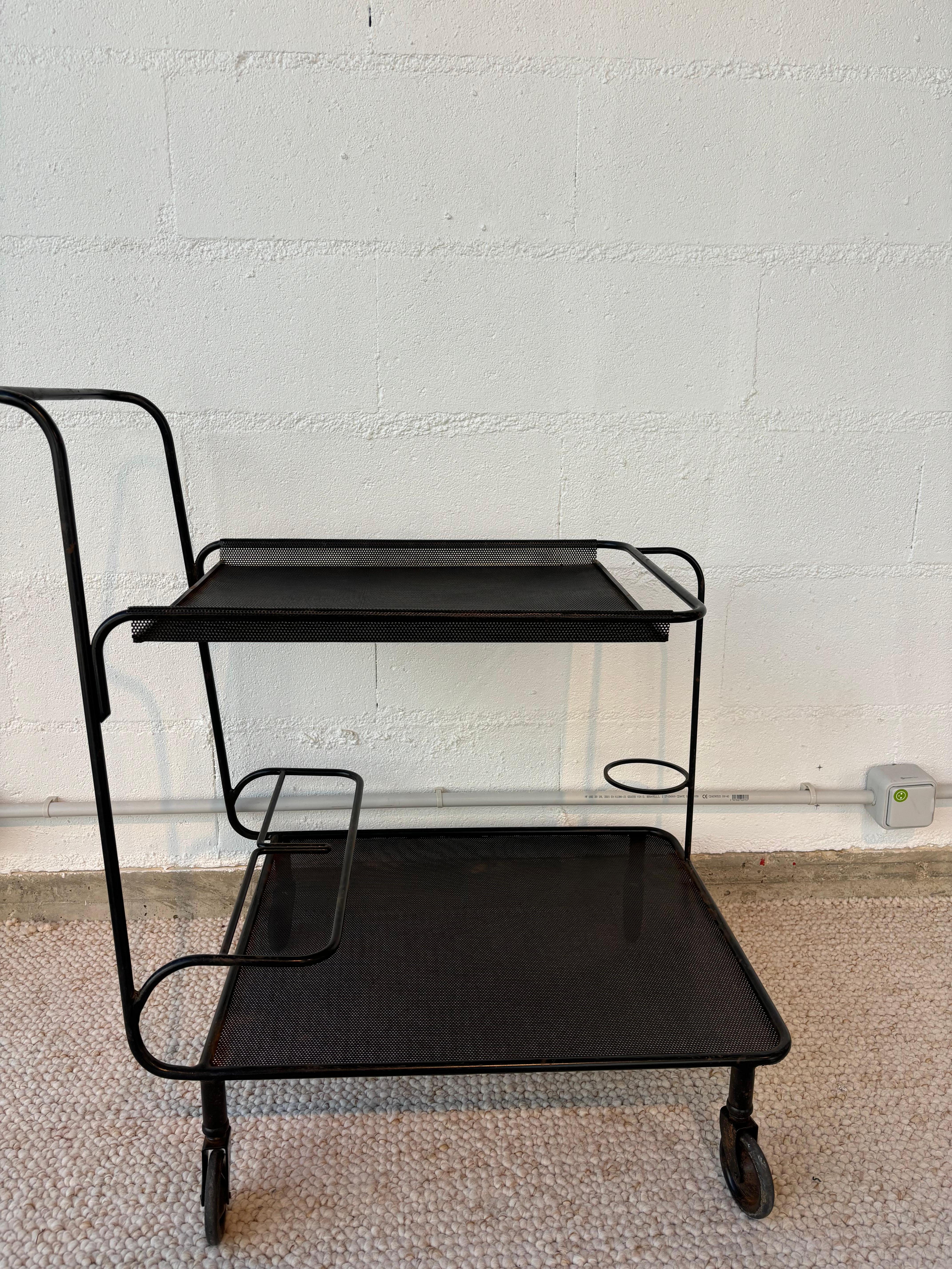 Nice serving table by Mathieu Matégot For Sale 2
