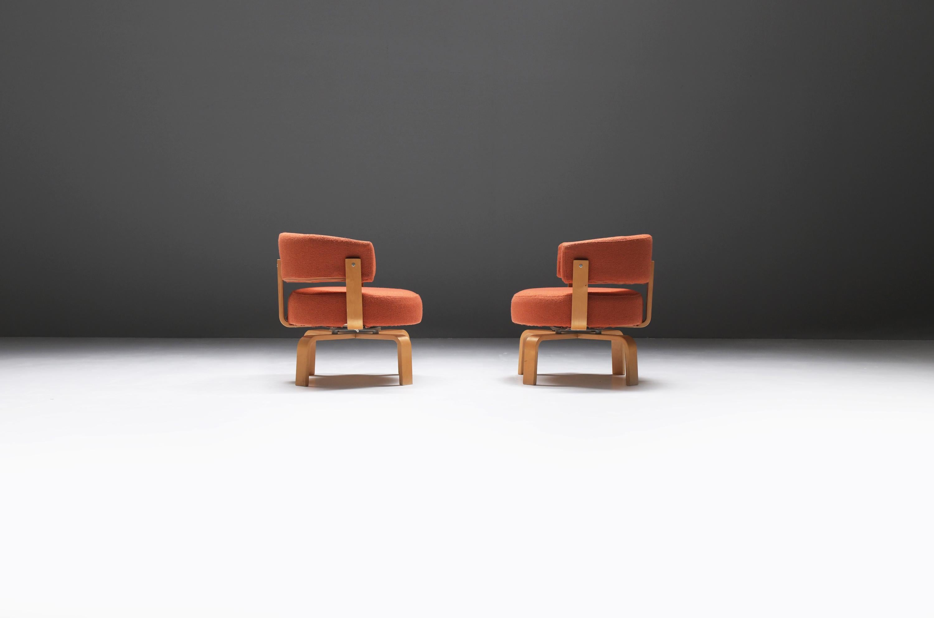 Mid-Century Modern Belle série de chaises pivotantes Fridene de Carina Bengs pour IKEA Suède.  Signé. en vente
