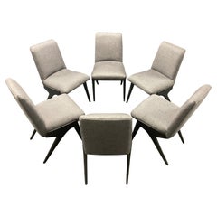 Un bel set di sedie organiche