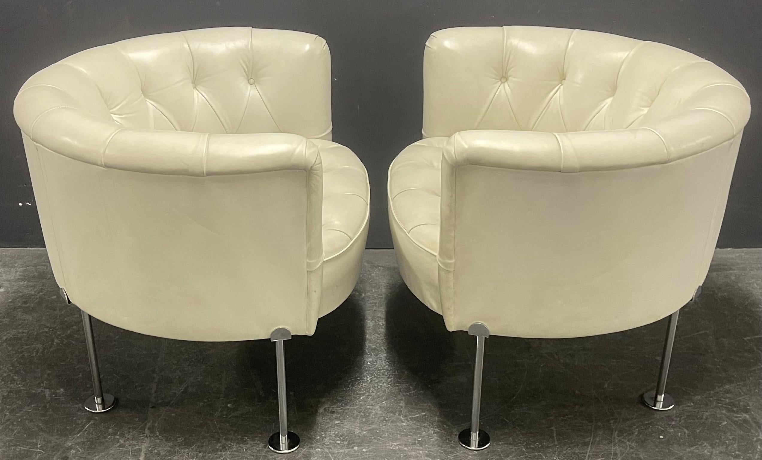 nice set of rh310 lounge chairs by robert haussmann For Sale 4
