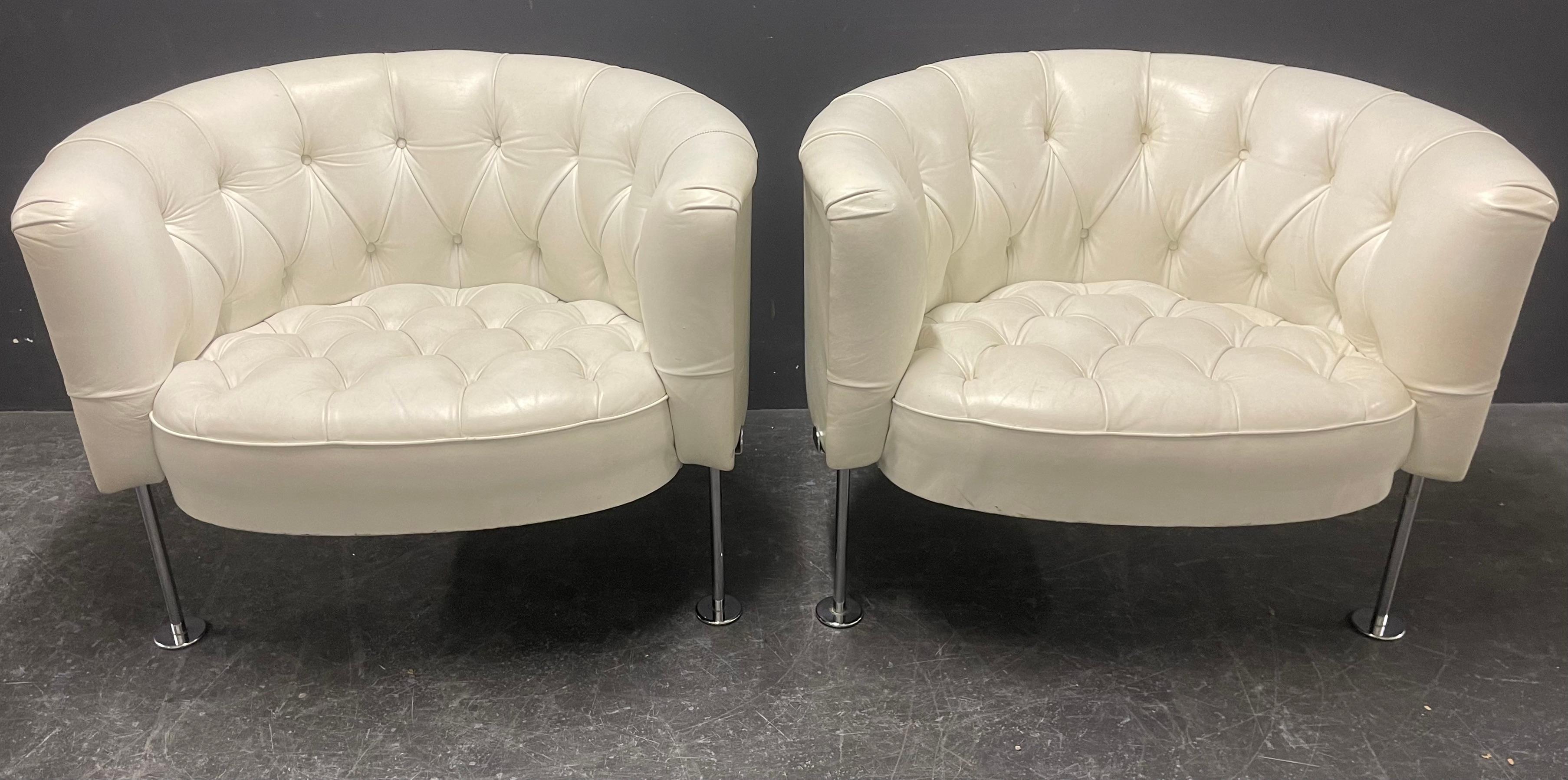 ensemble de fauteuils larges et confortables conçus par robert haussmann et fabriqués par la marque la plus exclusive de meubles en cuir. de sede suisse.