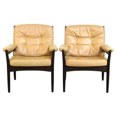 Bel ensemble de fauteuils suédois au design vintage de G Möbel en cuir crème/beige