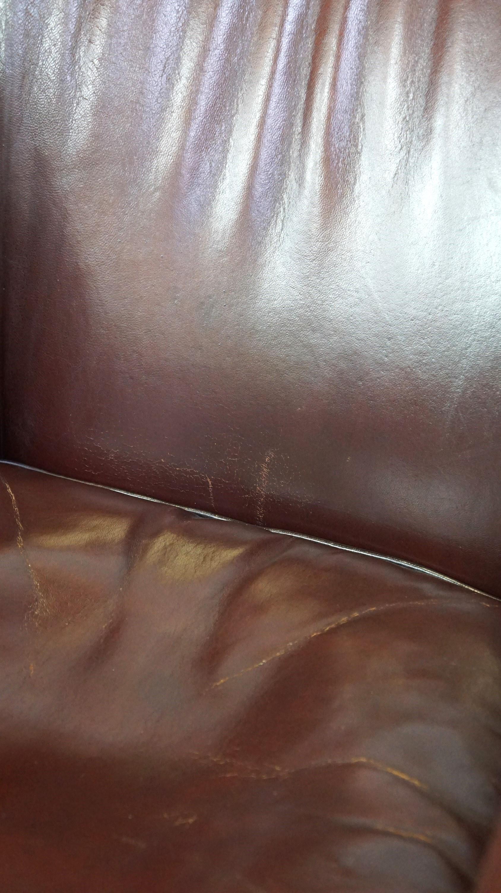 Nice sheepskin club chair with a beautiful patina For Sale 5