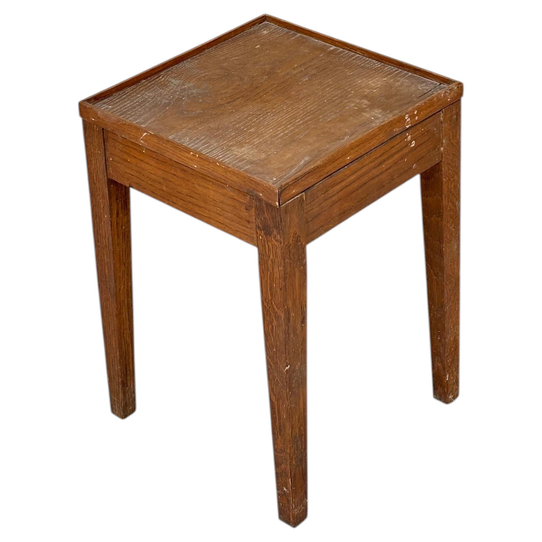 Nice side table in oak in the taste of Jean Michel Frank For Sale