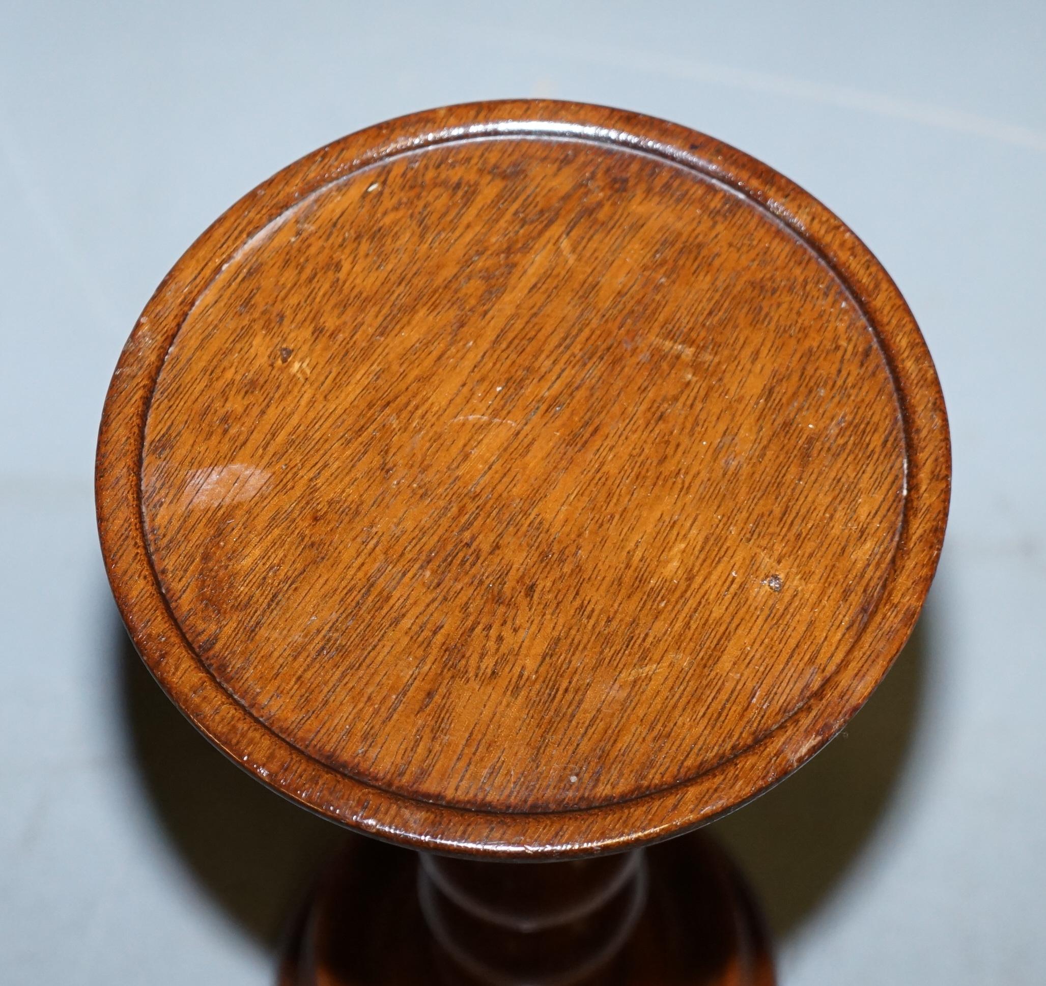 English Nice Small Chunky Victorian Walnut Bobbin Turned Pillar Side End Lamp Wine Table