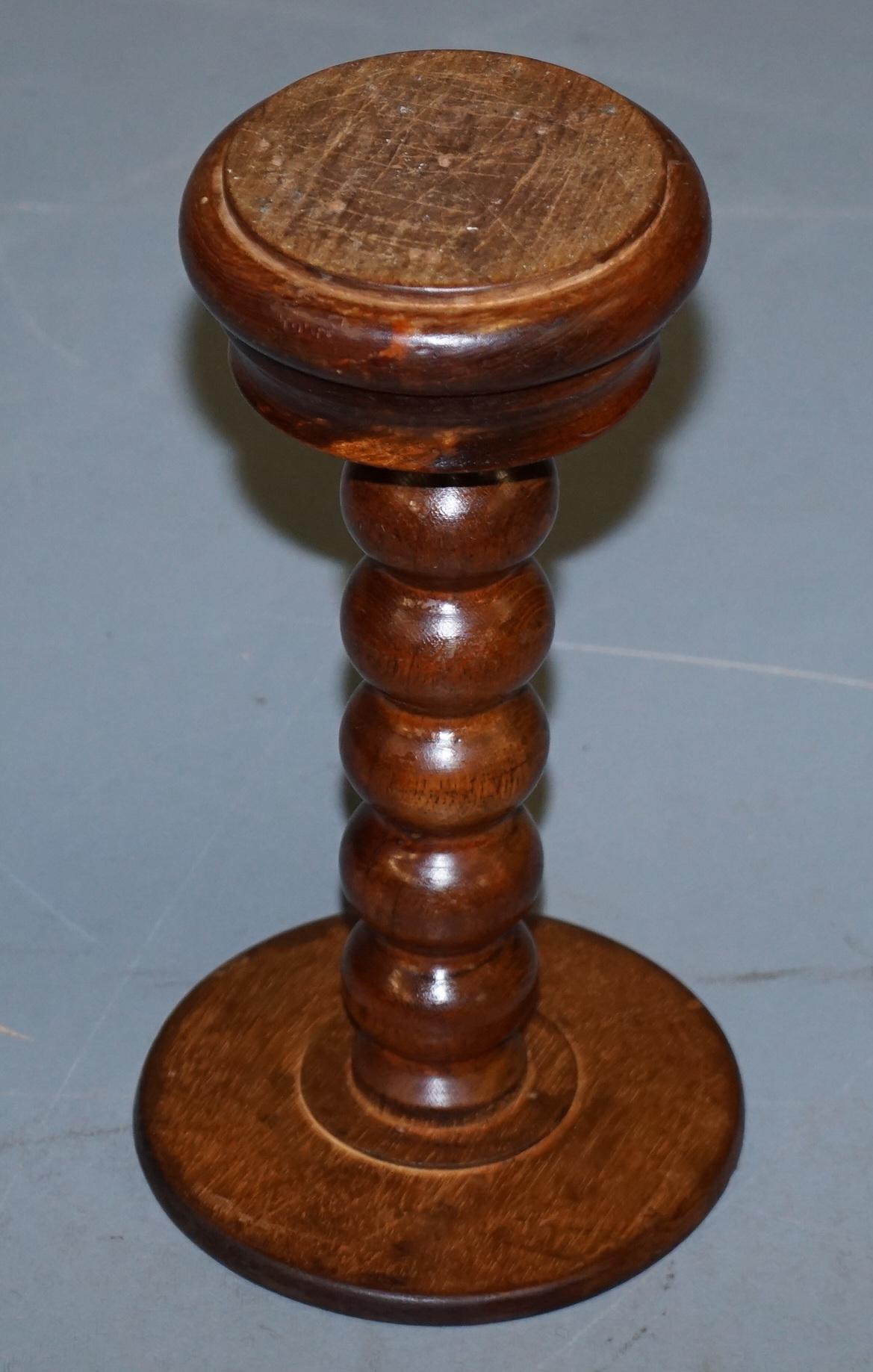 Nice Small Chunky Victorian Walnut Bobbin Turned Pillar Side End Lamp Wine Table 2