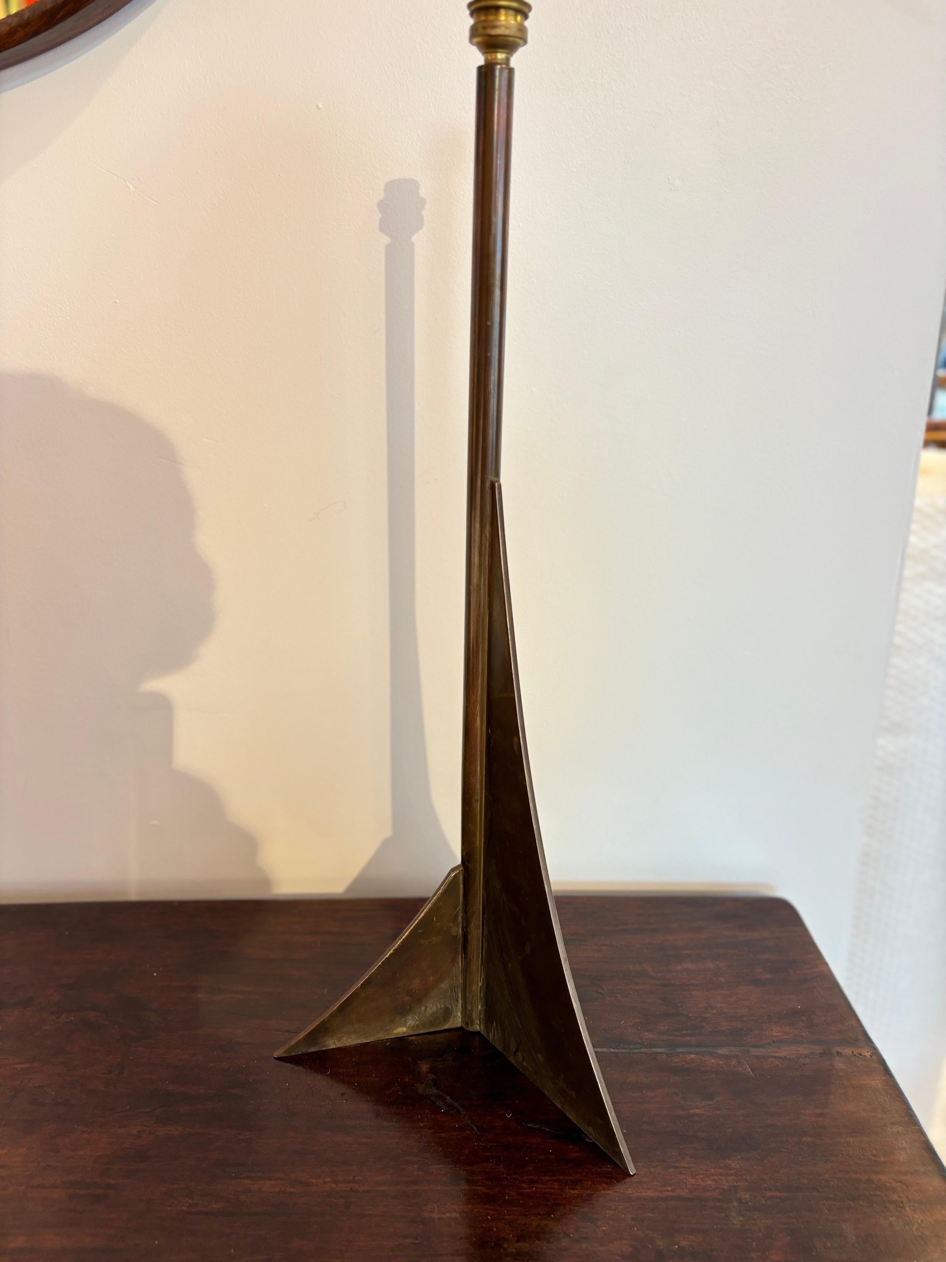 Bonita lámpara de mesa atribuida a Philippe Hiquily finales del siglo XX en venta