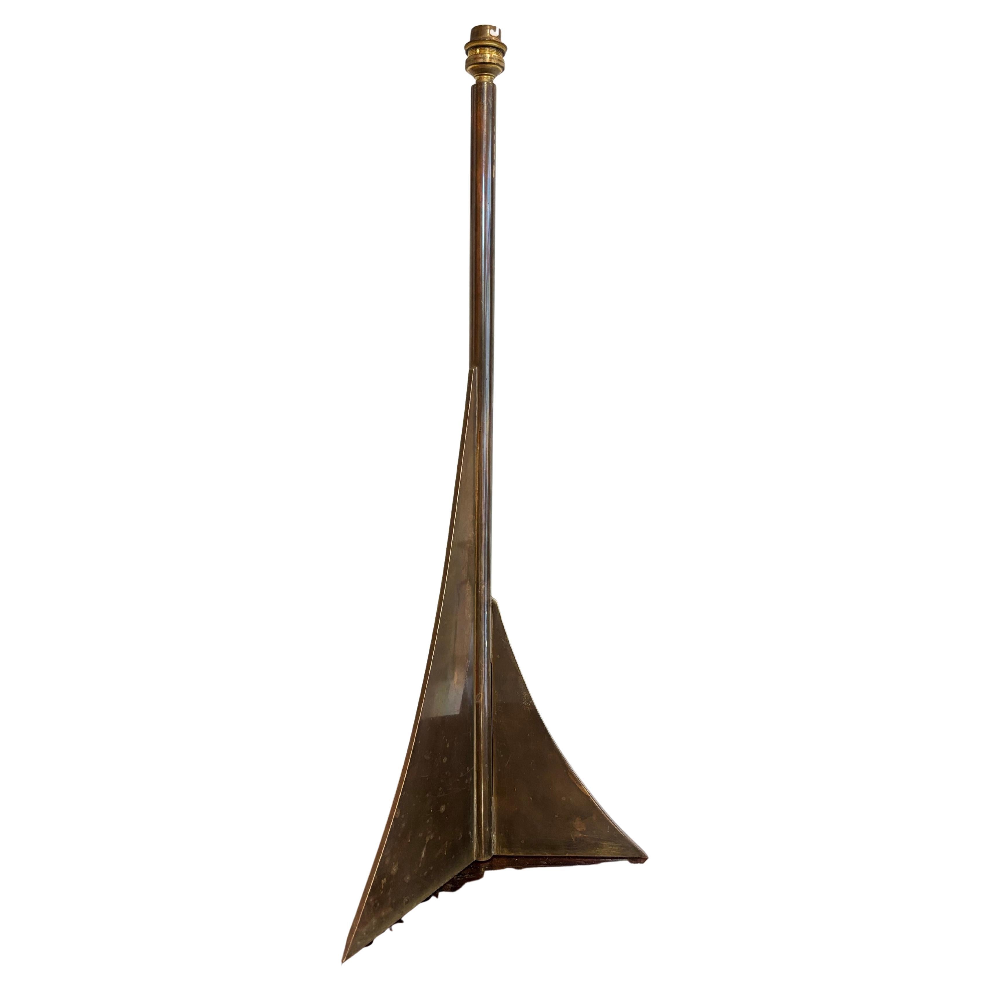 Nice table lamp attributed to Philippe Hiquily