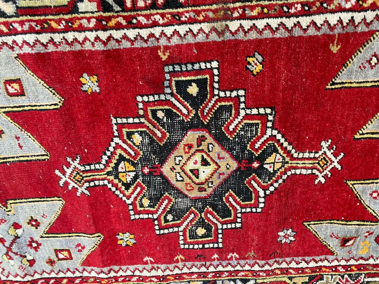 Nice Turkish Midcentury Anatolian Rug In Good Condition For Sale In Saint Ouen, FR