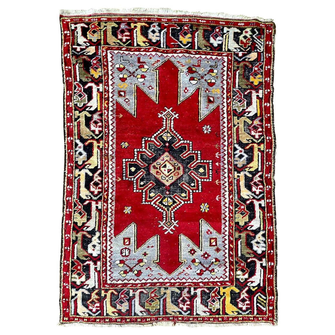 Joli tapis turc d'Anatolie du milieu du siècle dernier