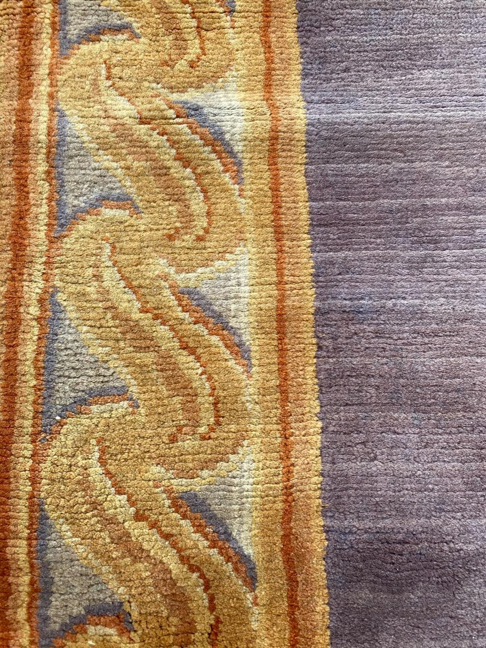 Laine Belle et très belle fragment de tapis de couloir de Savonnerie français du 19ème siècle en vente