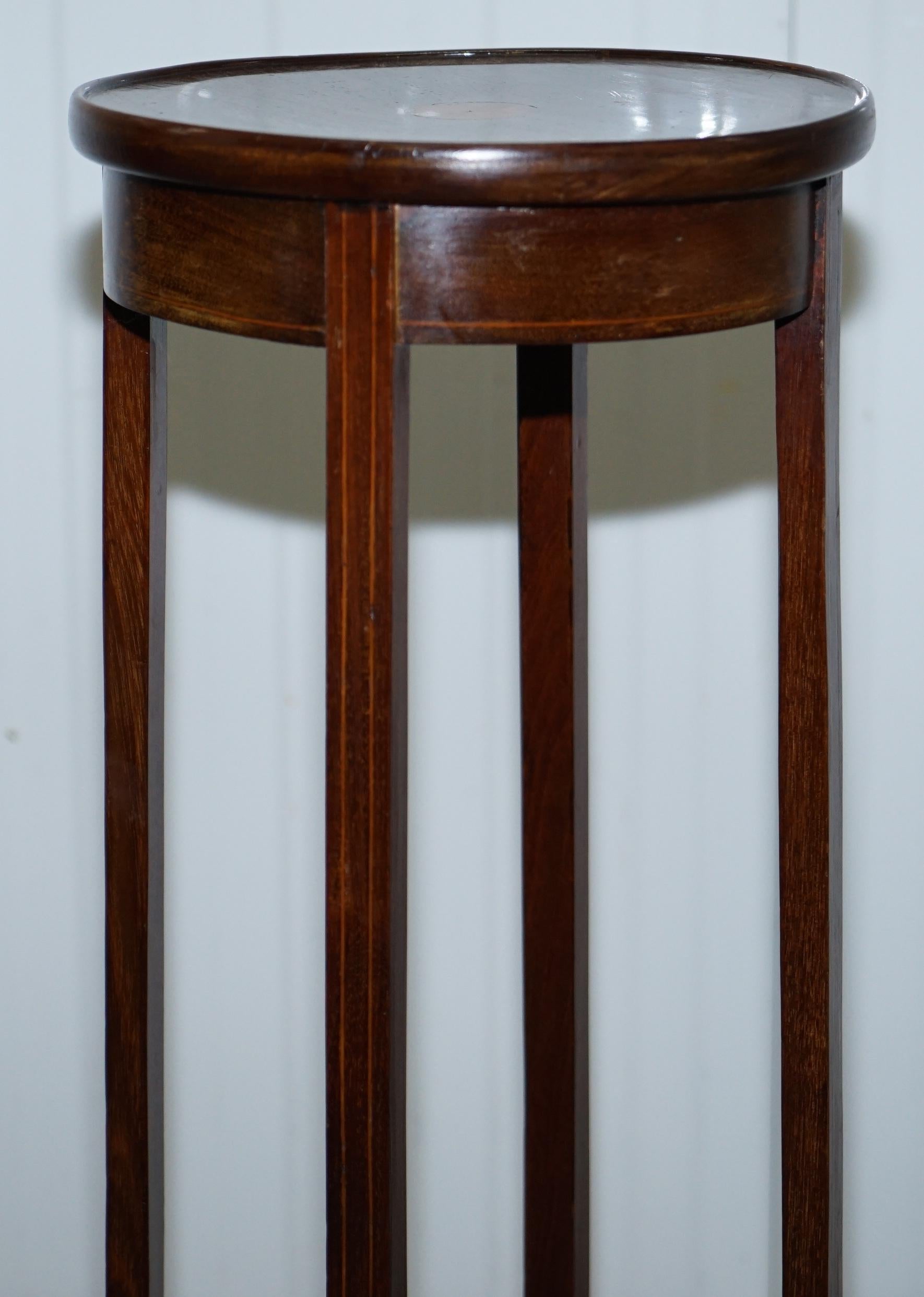 Hand-Carved Nice Victorian Mahogany Handmade in England Jardinière Plant Pot Stand 1 of 2