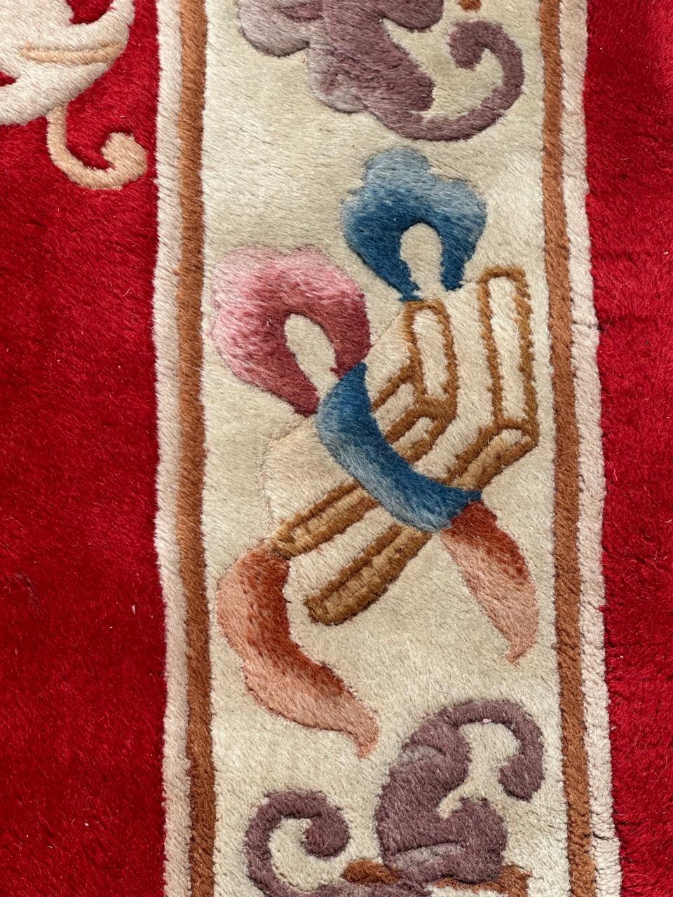 Nice vintage art deco Chinese rug For Sale 4