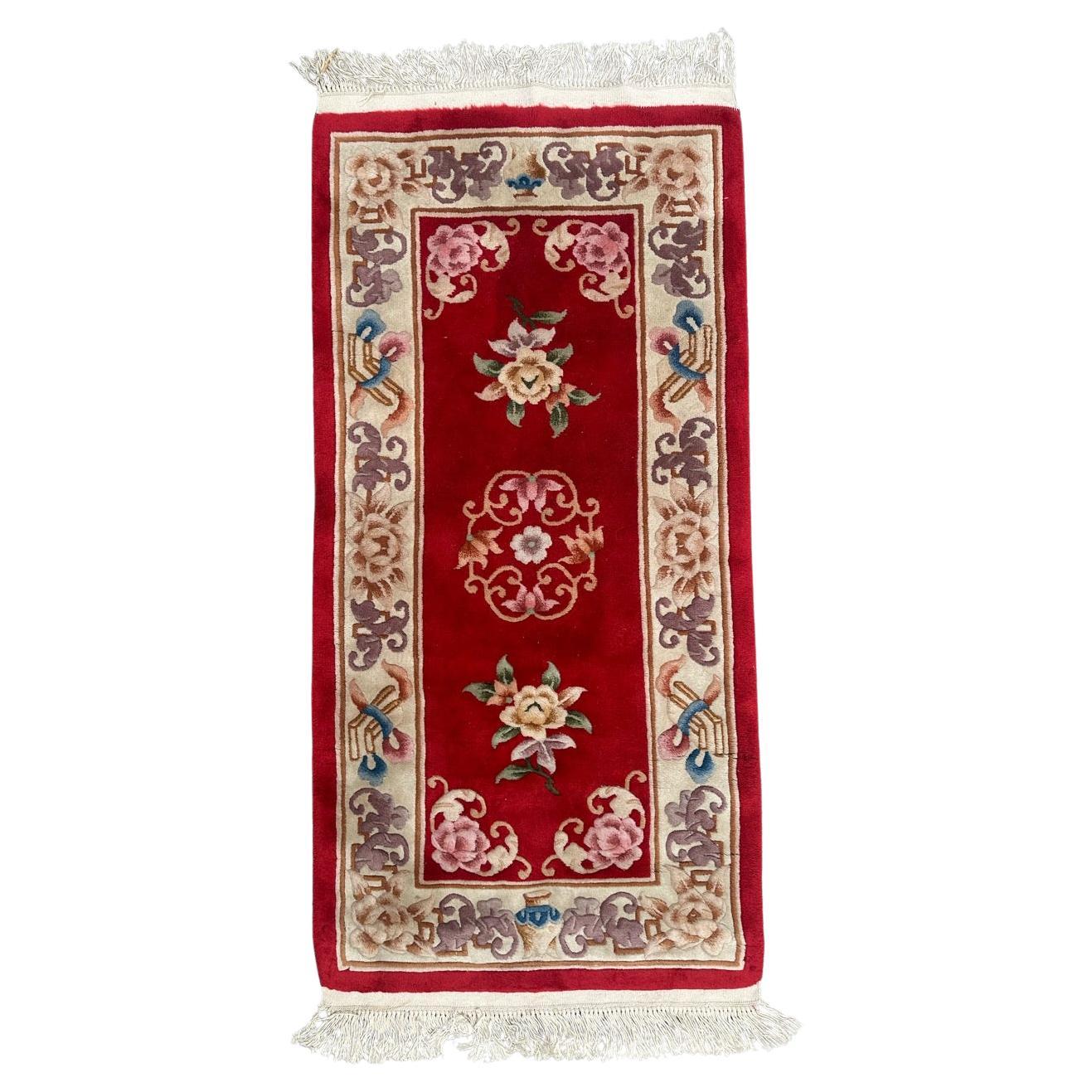Schöner chinesischer Teppich im Art-déco-Stil