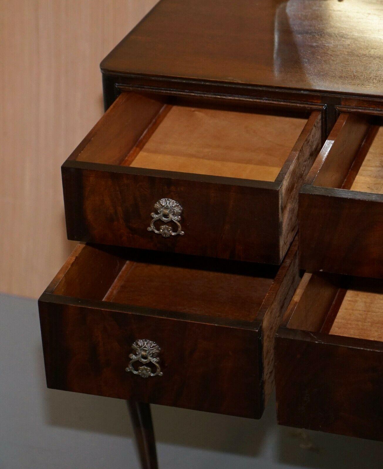 Nice Vintage Beithcraft Furniture Mahogany Dressing Table Part of Lovely Suite 3